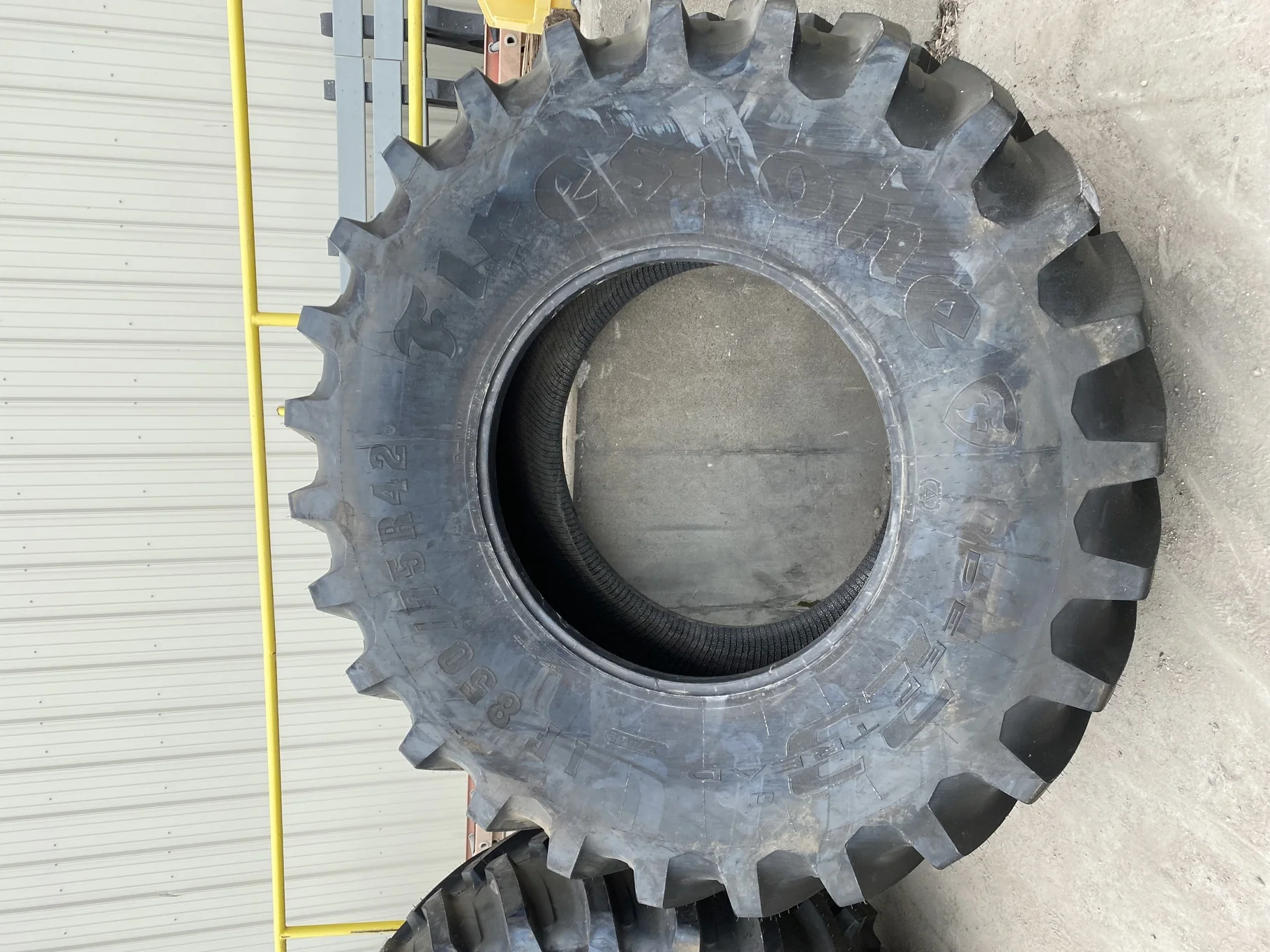 Take Off IF850/75R42 CFO Firestone Radial Deep Tread 23 R-1W 186B TL - Excellent Condition (Lug Cuts