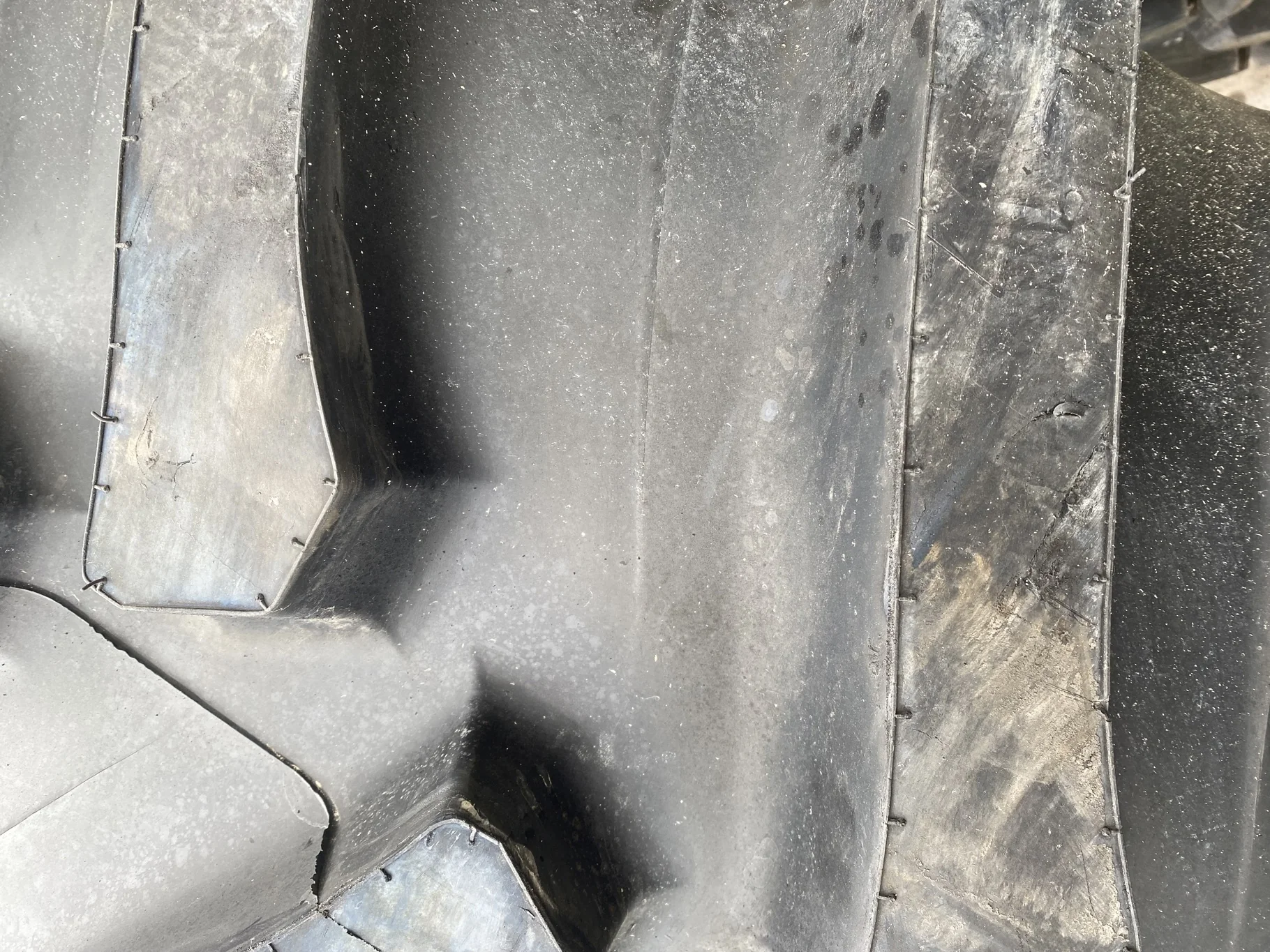 Take Off IF850/75R42 CFO Firestone Radial Deep Tread 23 R-1W 186B TL - Excellent Condition (Lug Cuts image 10