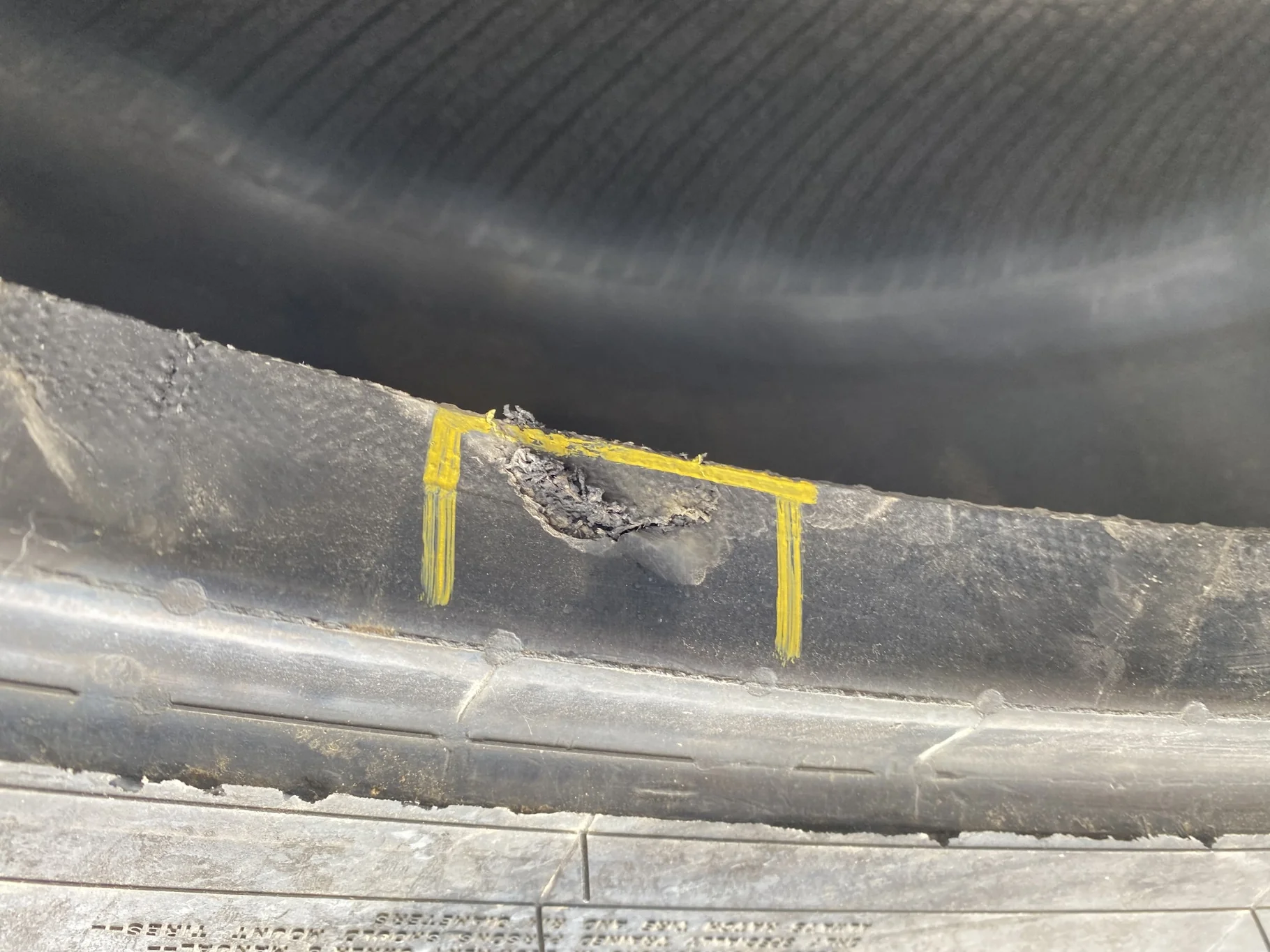 Take Off IF850/75R42 CFO Firestone Radial Deep Tread 23 R-1W 186B TL - Excellent Condition (Lug Cuts image 4