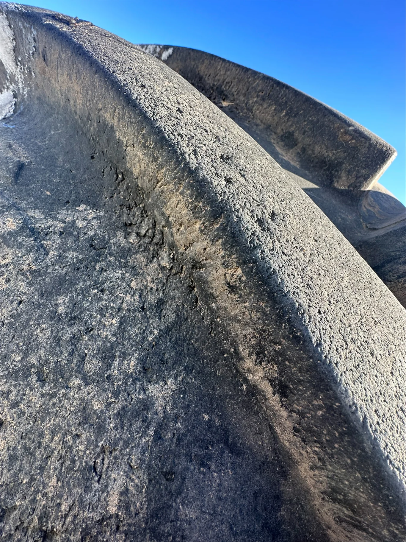 Used 85% 900/60R32 Alliance 376 Multistar Steel Belted R-1 (185A8) (Weathering, Stubble, Lug Stubble image 3
