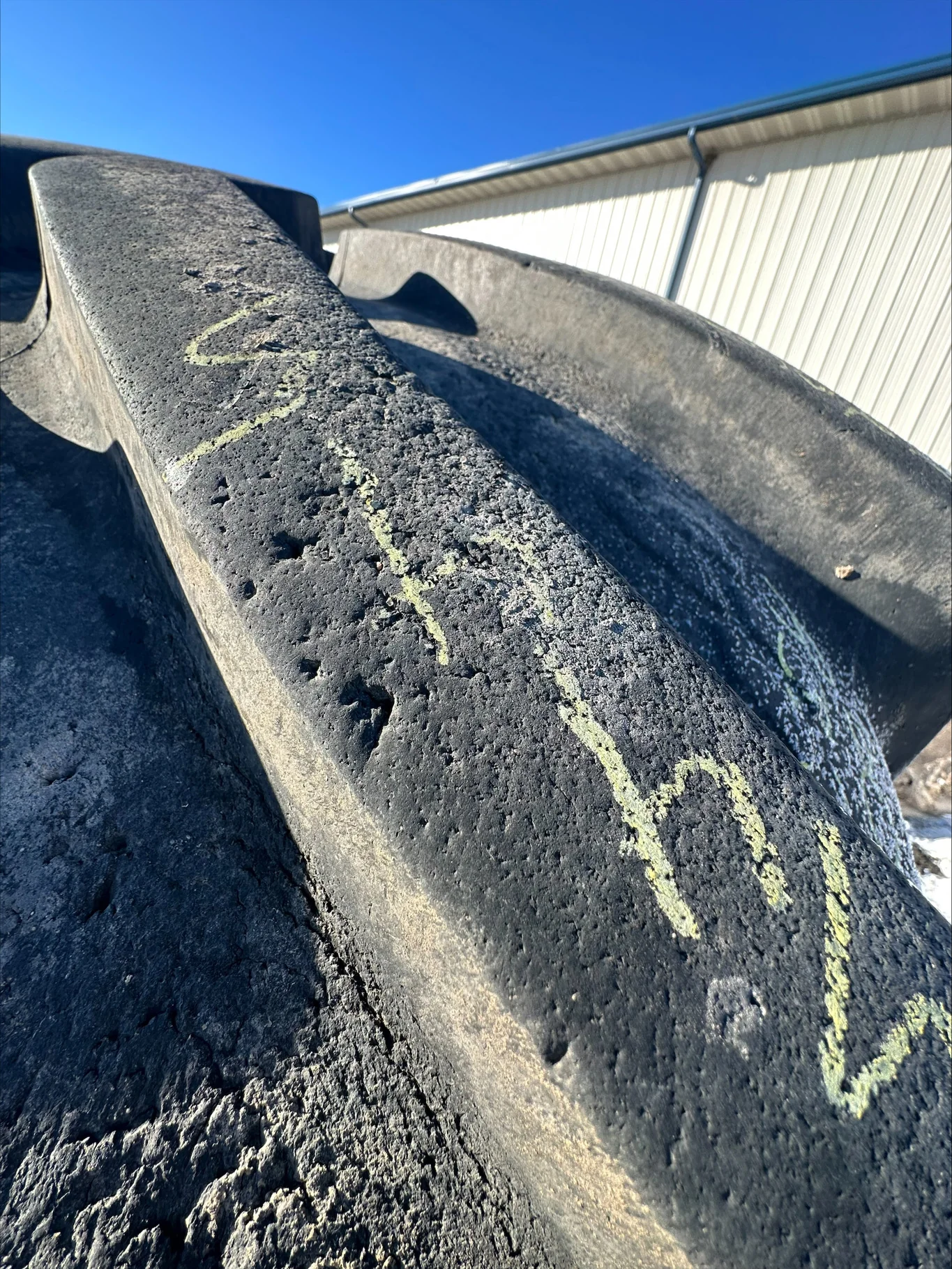 Used 85% 900/60R32 Alliance 376 Multistar Steel Belted R-1 (185A8) (Weathering, Stubble, Lug Stubble image 7