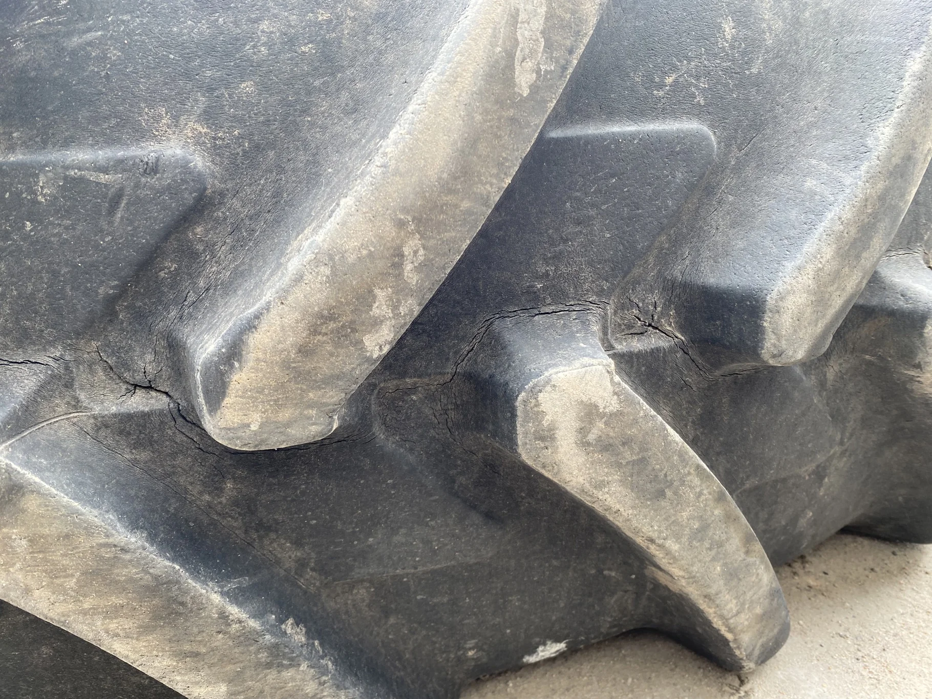 Used 70% 480/80R50 (18.4R50) Michelin AgriBib R-1W 159A8/159B TL - Fair Condition  _x000D_
(Sidewall image 8