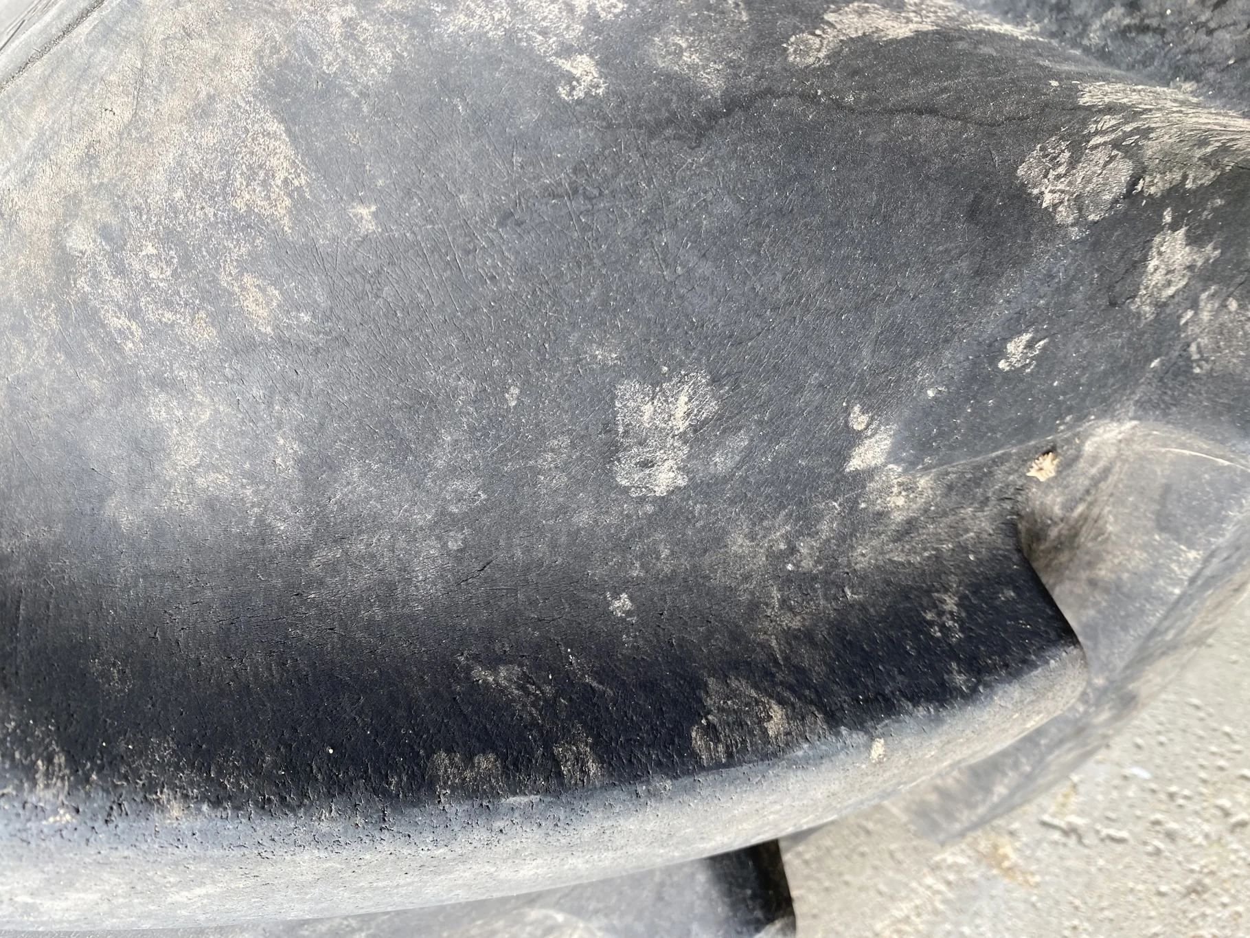 Used 70% 480/80R50 (18.4R50) Michelin AgriBib R-1W 159A8/159B TL - Fair Condition  _x000D_
(Weatheri image 8