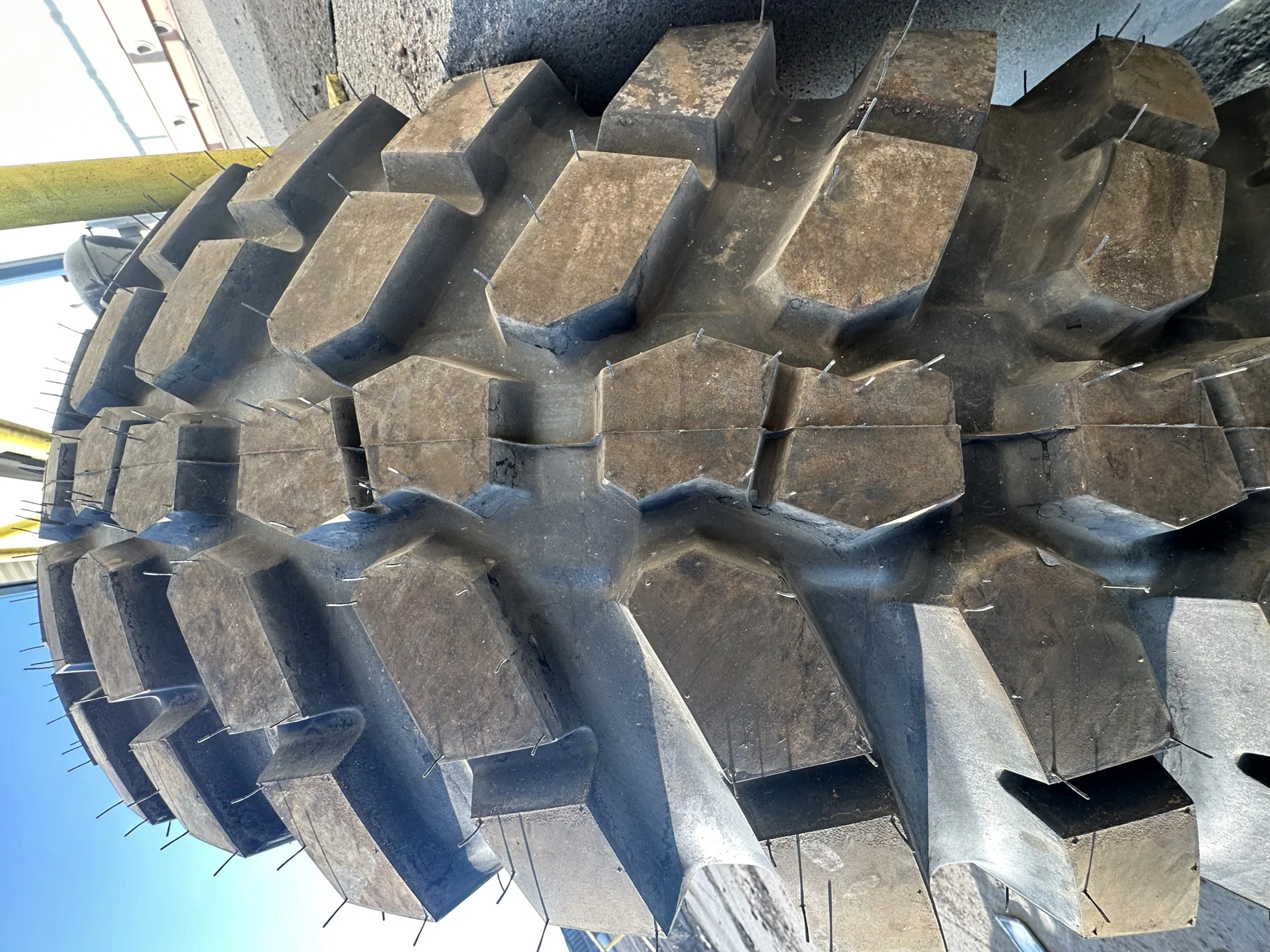 Take Off 480/80R38 (18.4R38) Alliance 550 Multi-Use Steel Belted 166A8/161D TL - Excellent Condition image 3