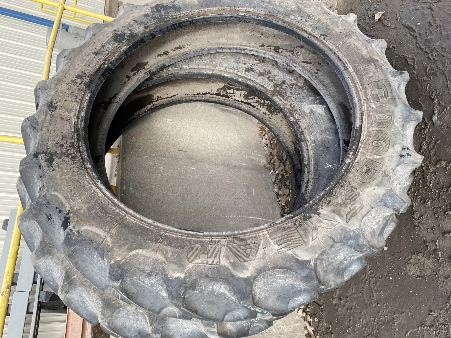 Used 70% 380/90R50 (154A8/B) Goodyear DT800 - Fair Condition image 2