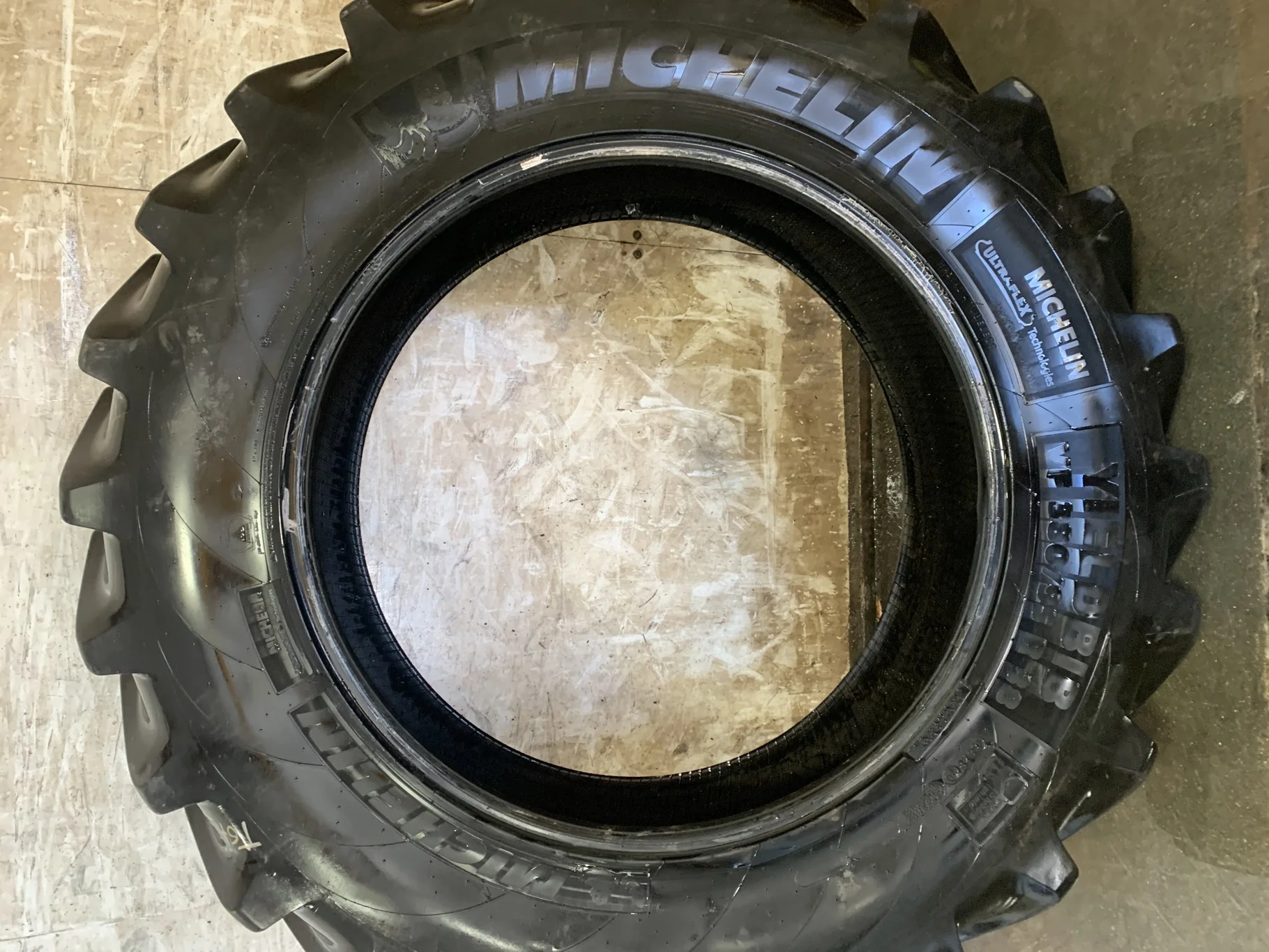 Used 95% VF380/95R38 Michelin YieldBib R-1W (154A8/154B) TL - Good Condition, Small Scratches on Lug image 2