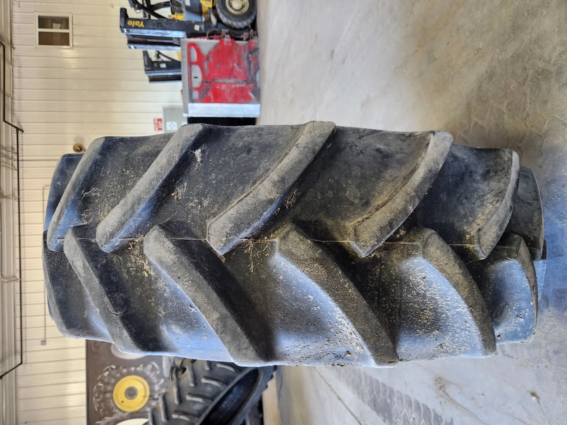 Used 85% 340/85R24 (13.6R24) Mitas AC85 125A8/125B TL image 7