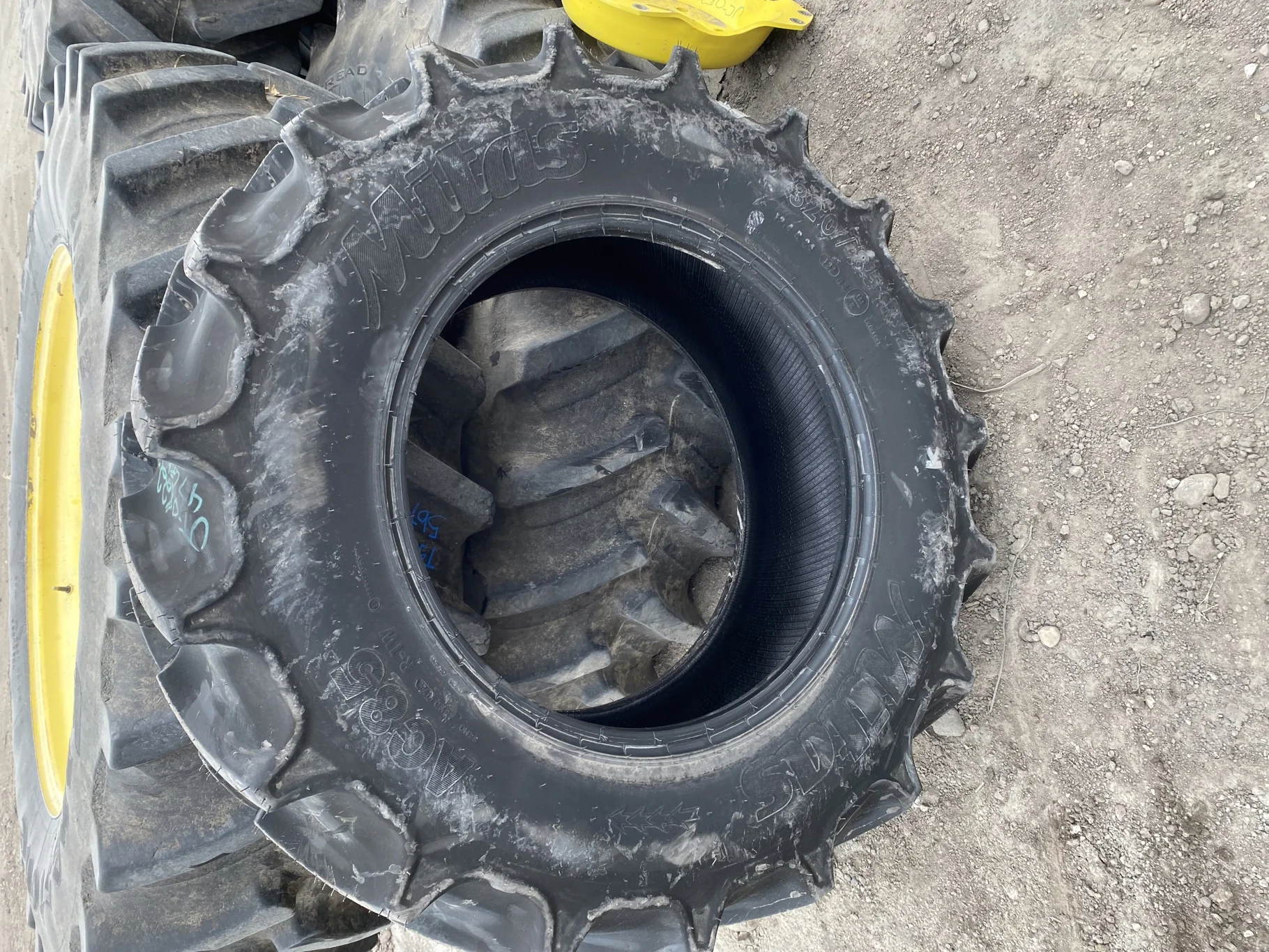 Take Off 320/85R24 (12.4R24) Mitas AC85 122A8/122B TL - Excellent Condition