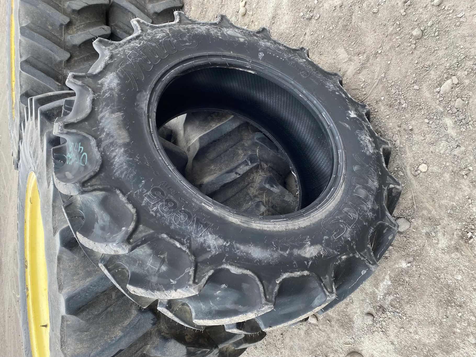 Take Off 320/85R24 (12.4R24) Mitas AC85 122A8/122B TL - Excellent Condition image 2