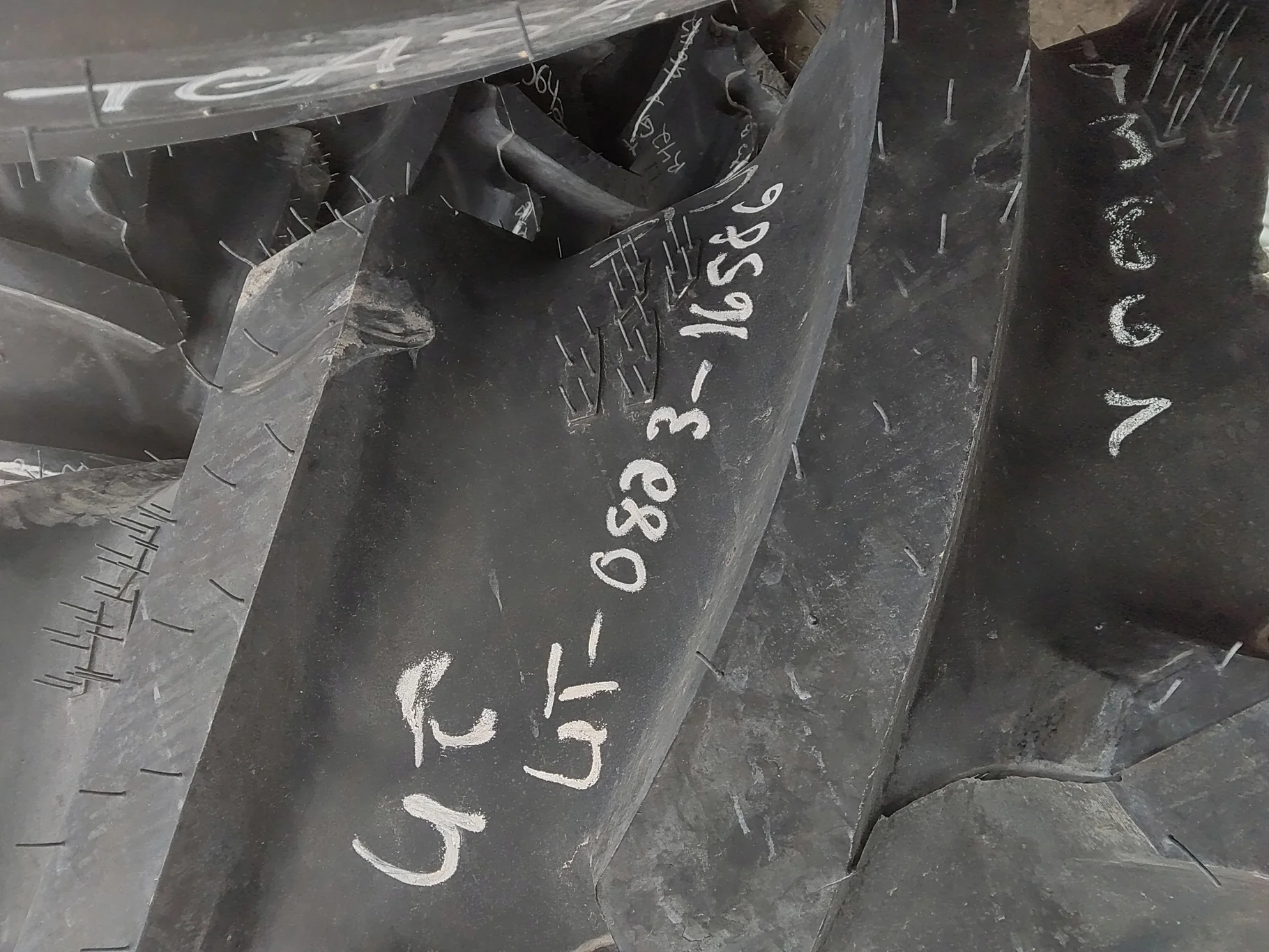Take Off 580/85R42 Alliance 385 Agri-Star R-1W 85 Series TL - Excellent Condition