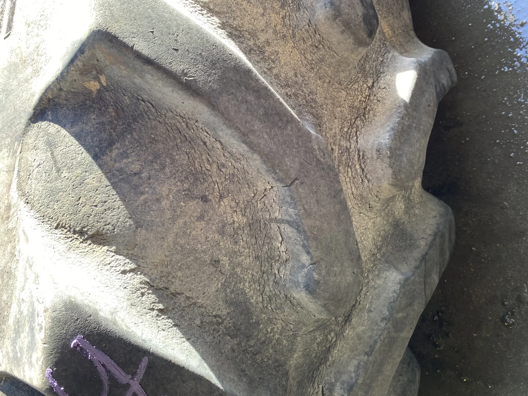 Used 70% 520/85R42 Goodyear Dyna Torque Radial 157A8/B R-1 TL (split between lugs) - Good Condition image 5