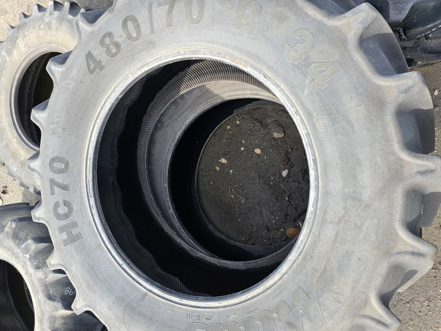 Used 90% 480/70R34 Mitas HC70 TL (road wear, lug cuts)