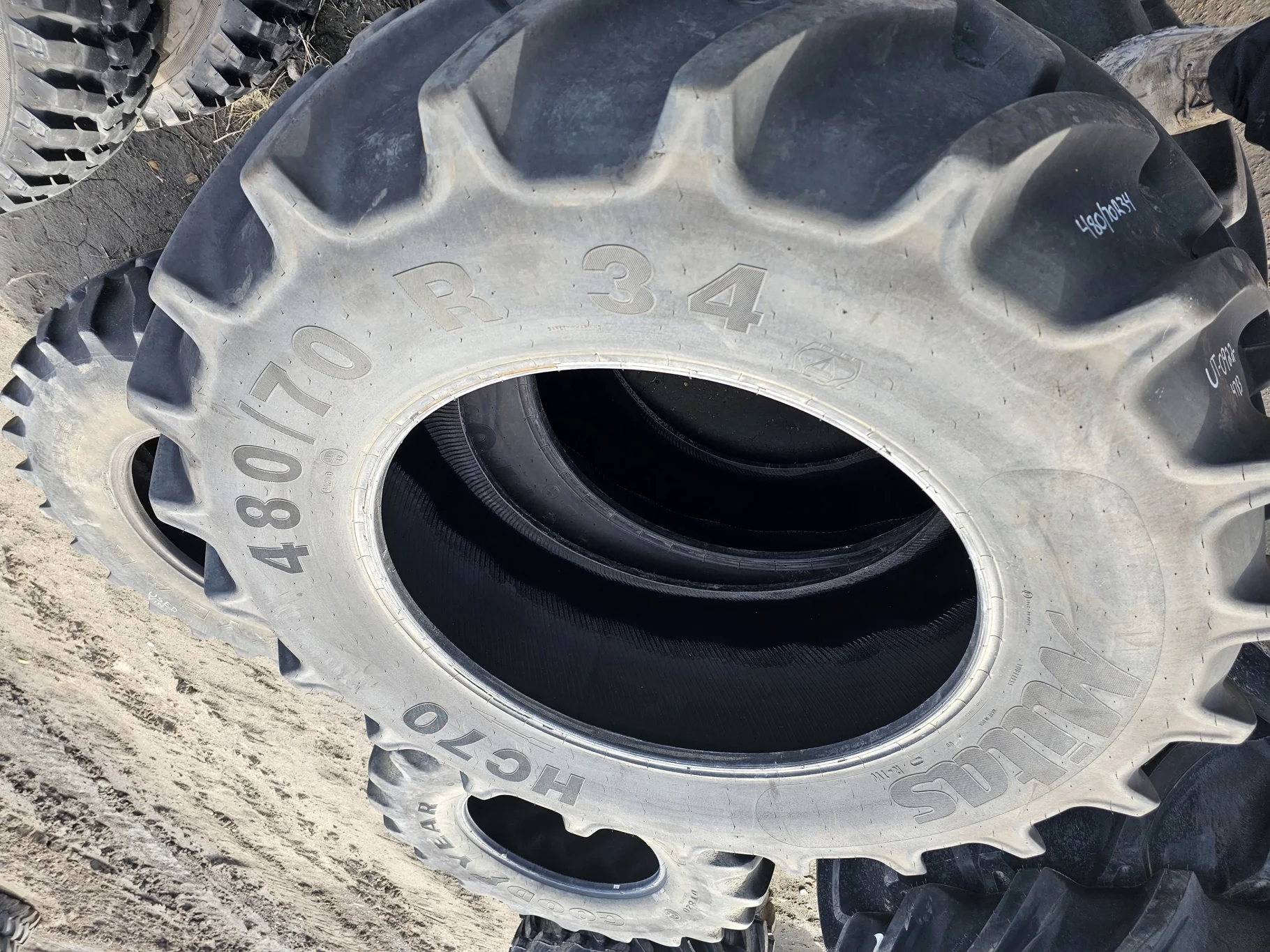 Used 90% 480/70R34 Mitas HC70 TL (road wear, lug cuts) image 2
