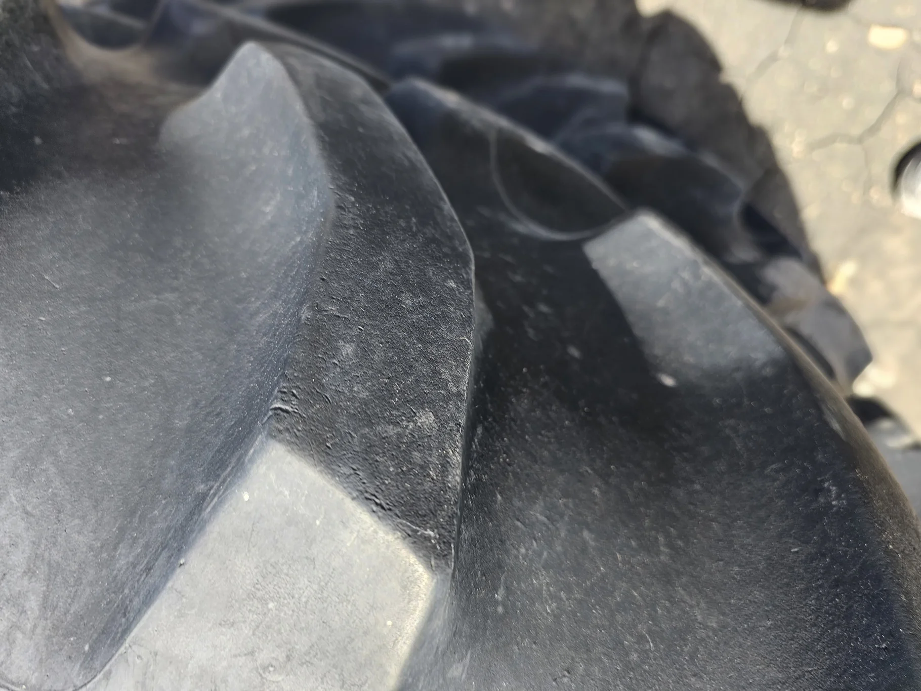 Used 75% 520/85R38 Goodyear Dyna Torque Radial 155A8/B R-1 TL - Good Condition  _x000D_
(Uneven Trea image 5