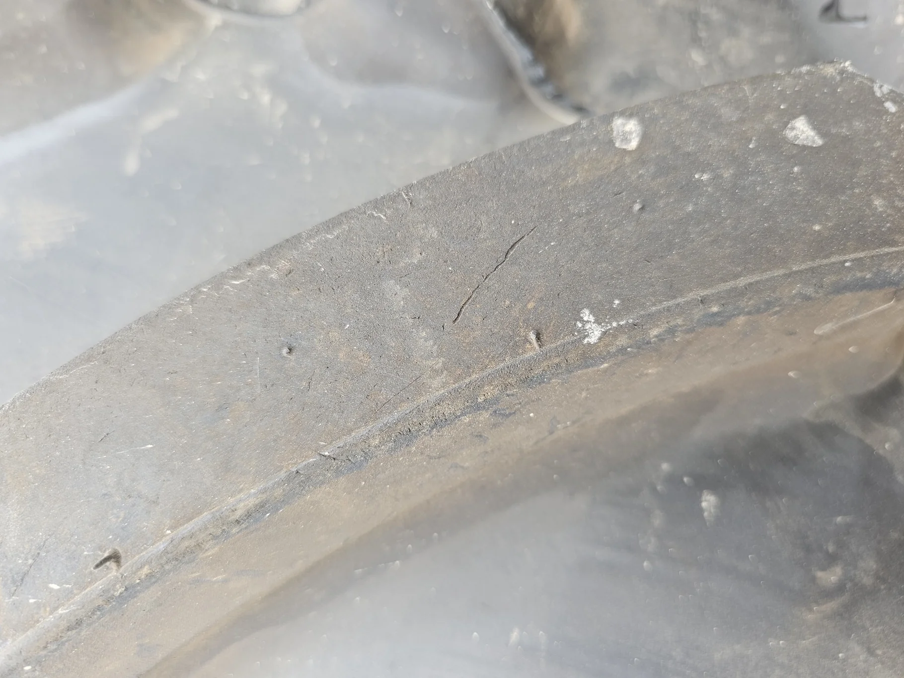 Used 99% 420/85R24 Firestone Performer 85 R-1W (137D) TL  _x000D_
(Stubble) image 4