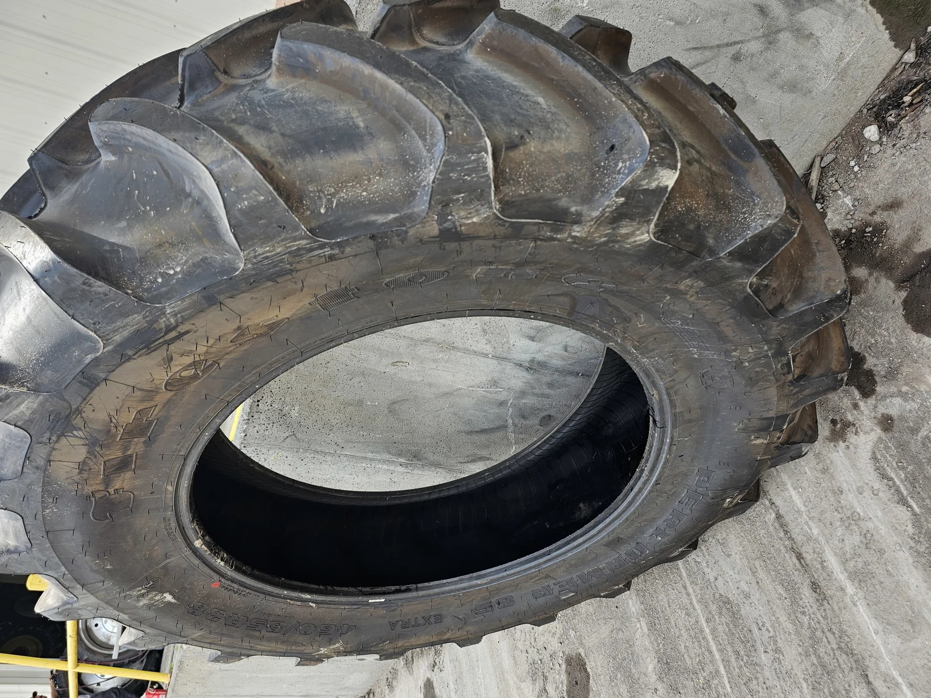 Used 99% 460/85R38 Firestone Performer 85 R-1W (149D) TL (Minor Lug Stubble)
