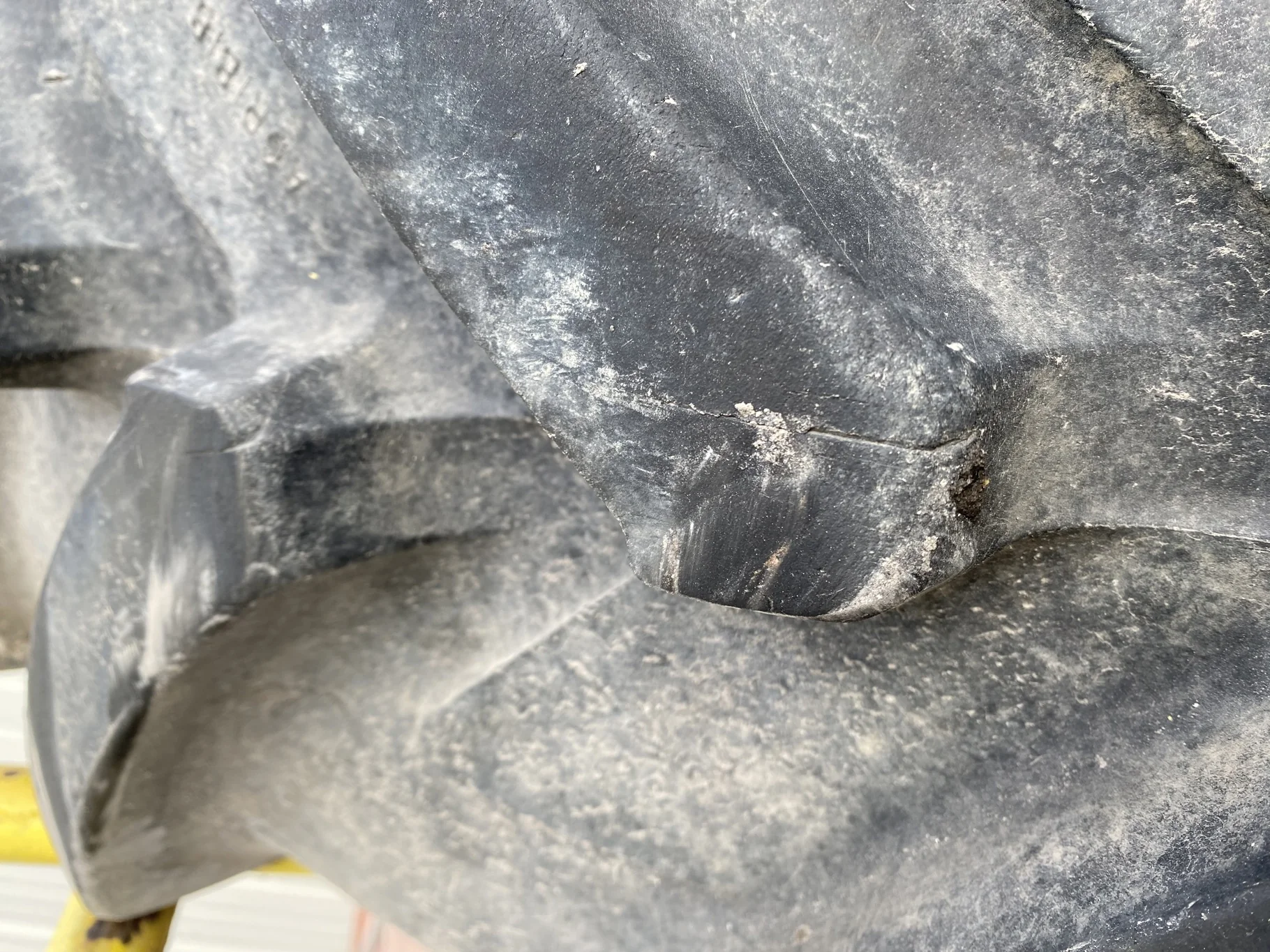 Used 90% 480/90R50 Michelin AgriBib (164A8/B) TL image 8