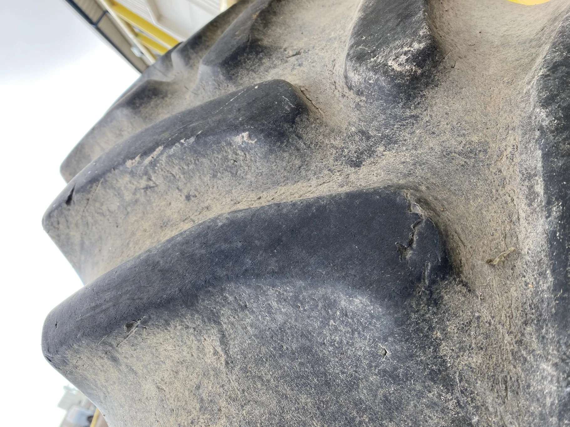 Used 50% 18.4R46 Goodyear Dyna Torque Radial (155A8/B) R-1 TL  _x000D_
(Sidewall Cuts, Weathering, S image 9