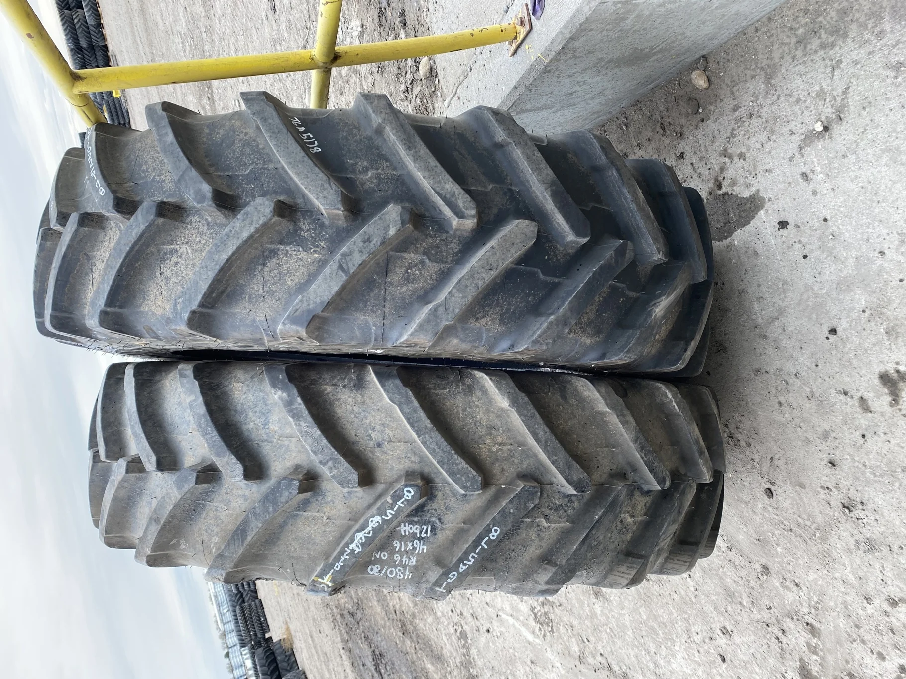 Used 90% 480/80R46 Michelin AgriBib 2 R-1W 158A8/158B TL - Good Condition (Lug Stubble, Lug image 6