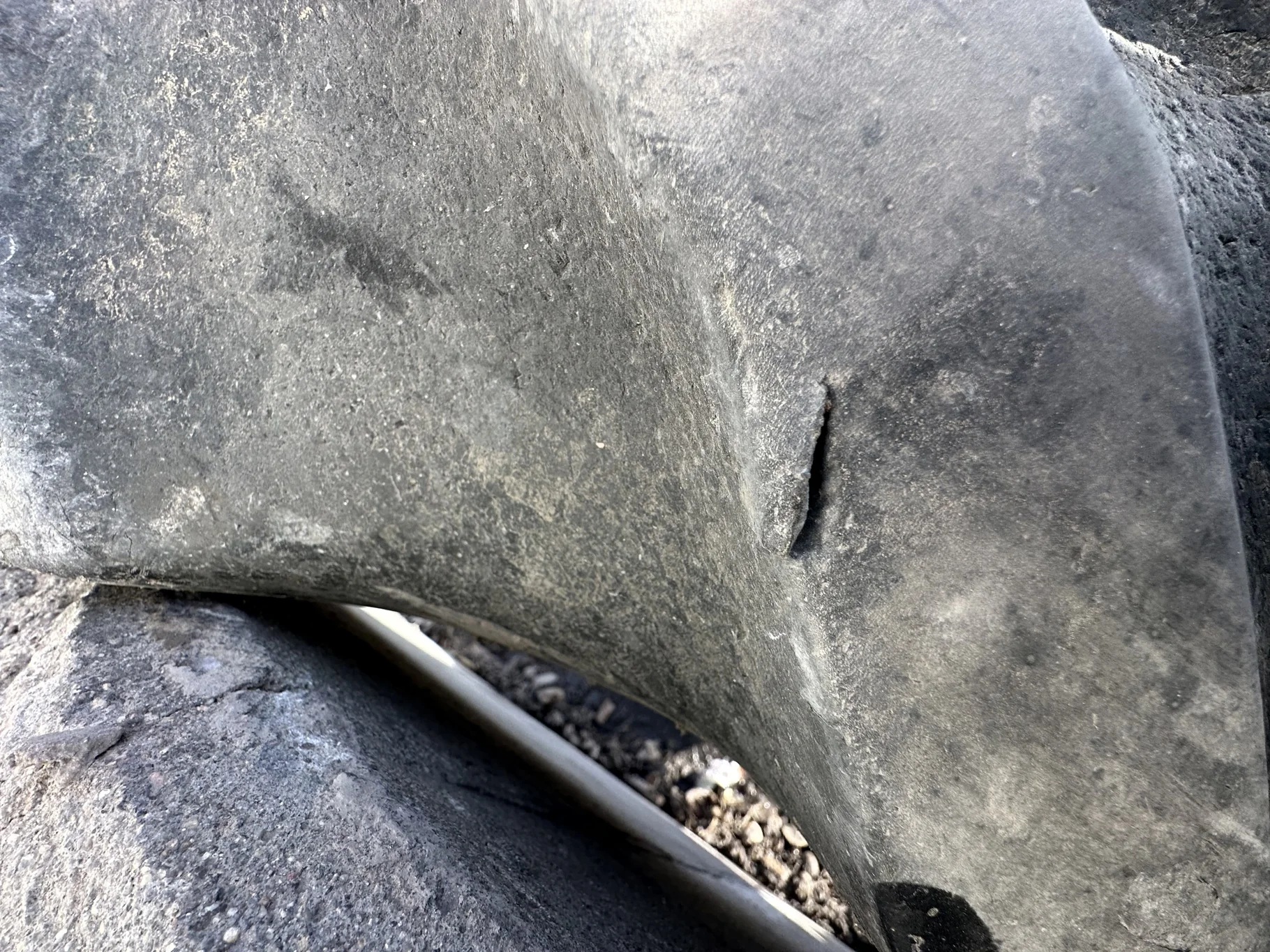 Used 35% 420/85R34 Goodyear Super Traction Radial R-1W (147B) - Fair Condition  _x000D_
(Uneven Trea image 7