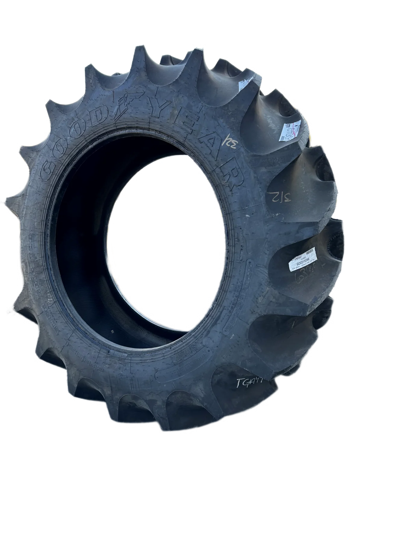 TAKE-OFF 520/85R42 GY SPECIAL SURE GRIP TD8 RADIAL R-2 (162A8/B) TL