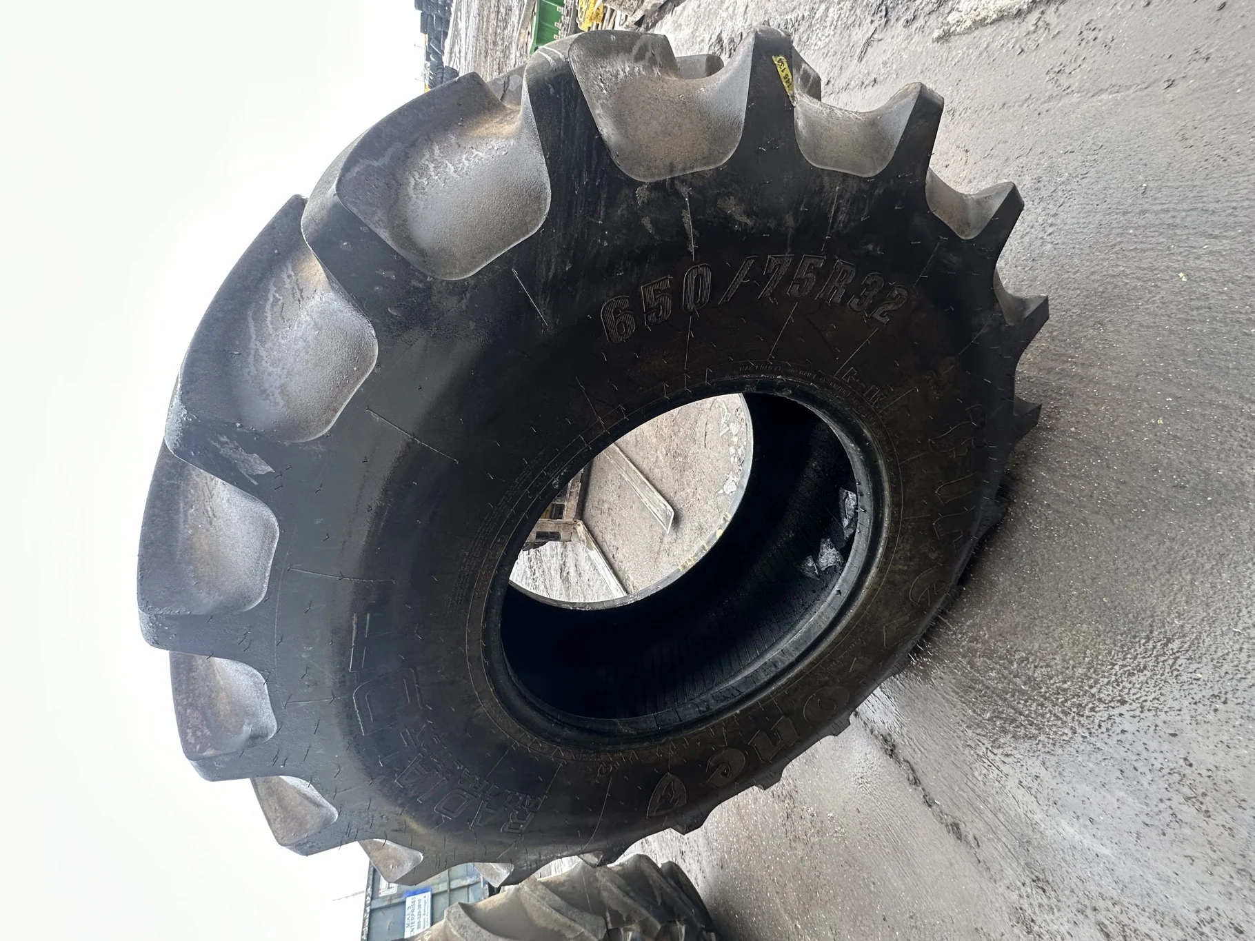 Used 88% 650/75R32 Firestone Radial All Traction DT R-1W 172D TL - Excellent Condition _x000D_
(Lug image 3