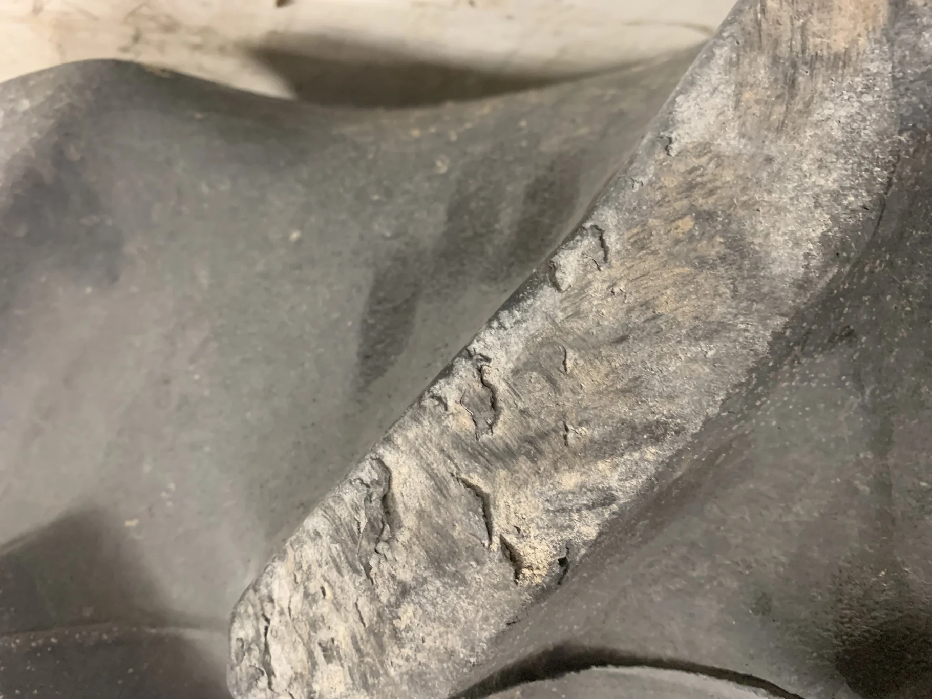 Used 70% 320/105R54 Goodyear Super Traction Radial R-1W (166A8/B) TL image 8