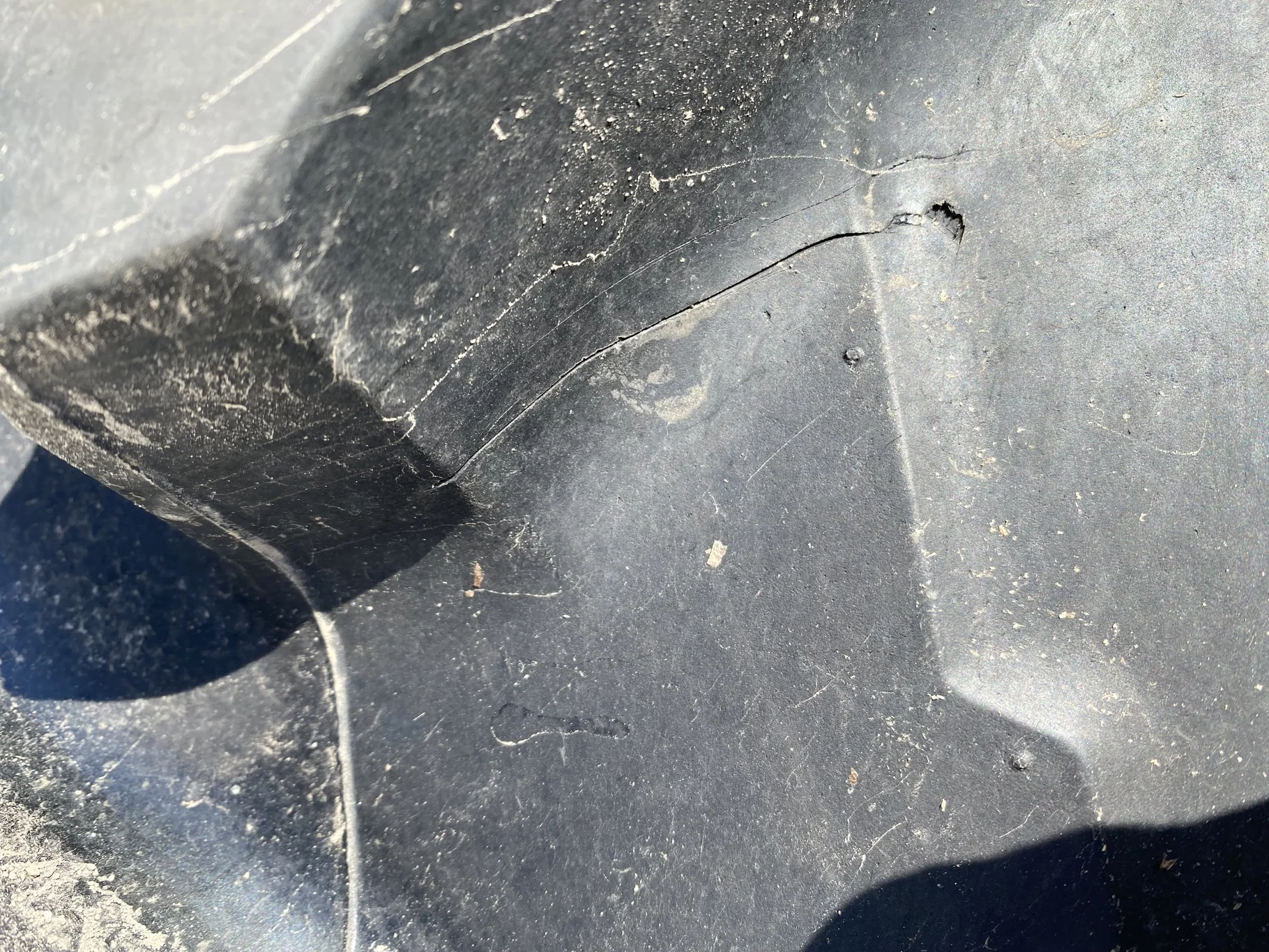 USED 95% 520/85R42 162B MICHELIN AGRIBIB 2 LUG CUTS STUBBLE image 7