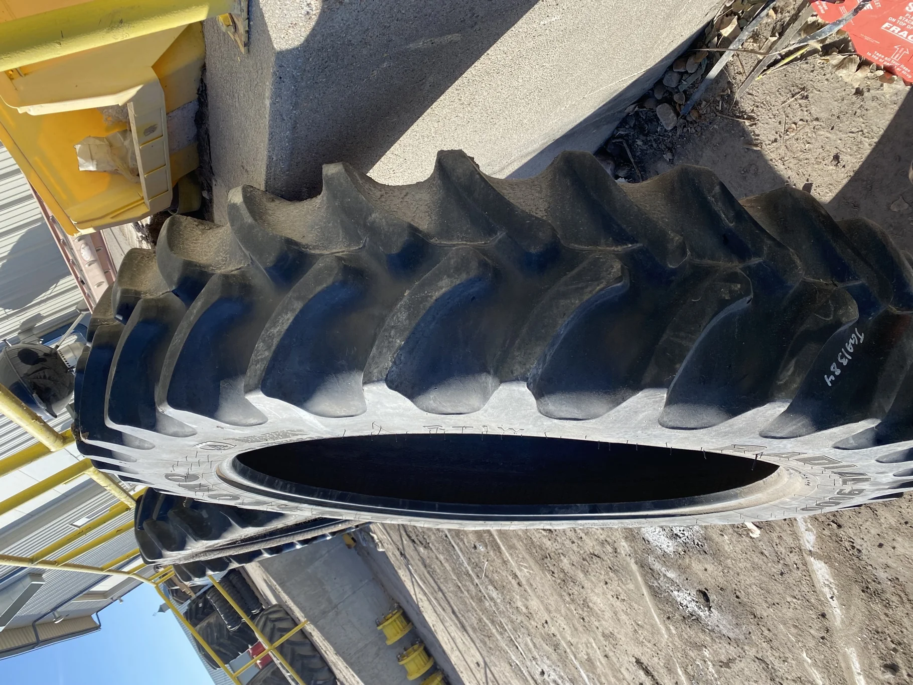Used 80% 380/90R50 Firestone Radial 9000 R-1W 151B TL - lug stubble image 3