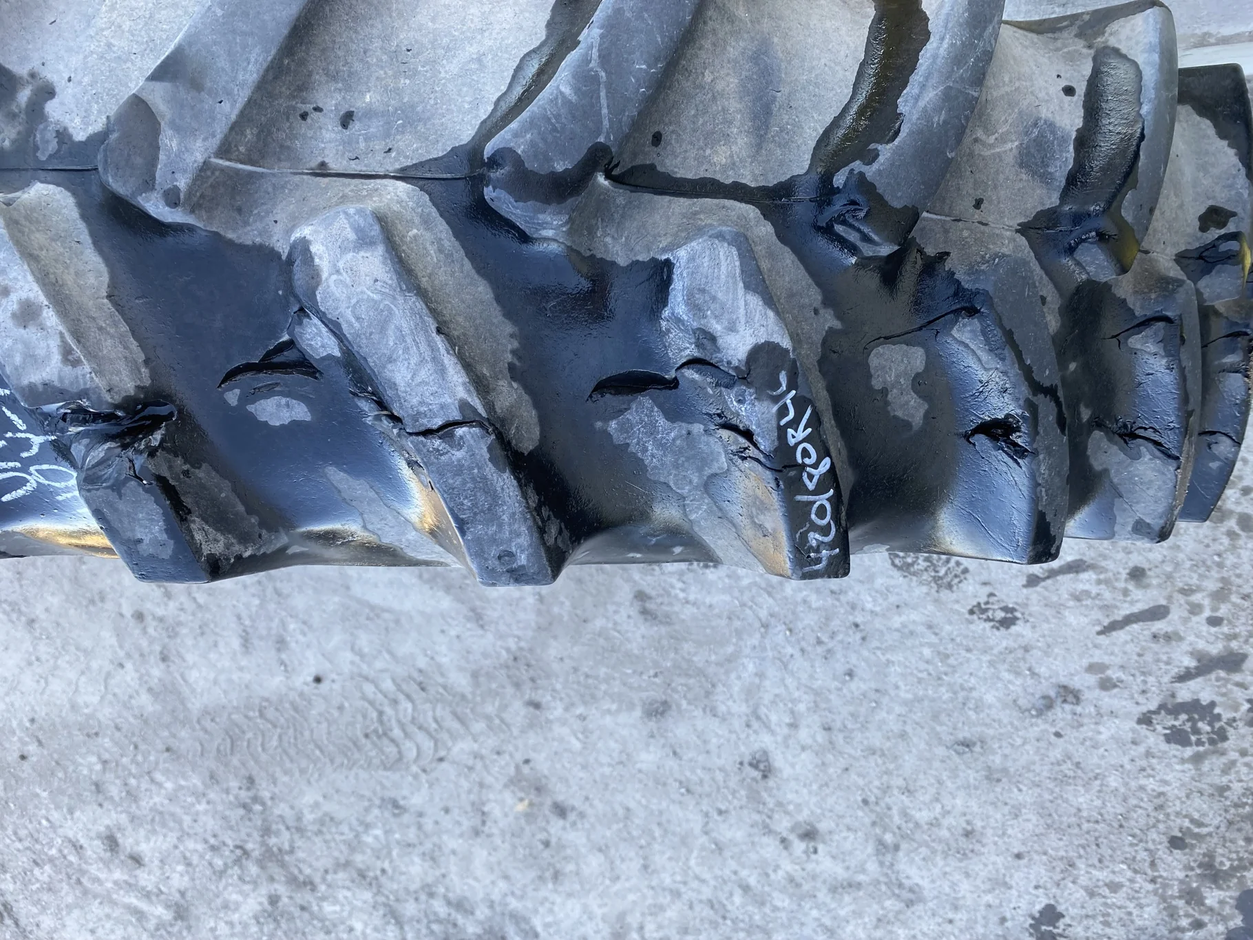 Used 80% 420/80R46 Firestone Radial All Traction 23 R-1 151B TL - heavy lug cuts/chunks, uneven tra image 6