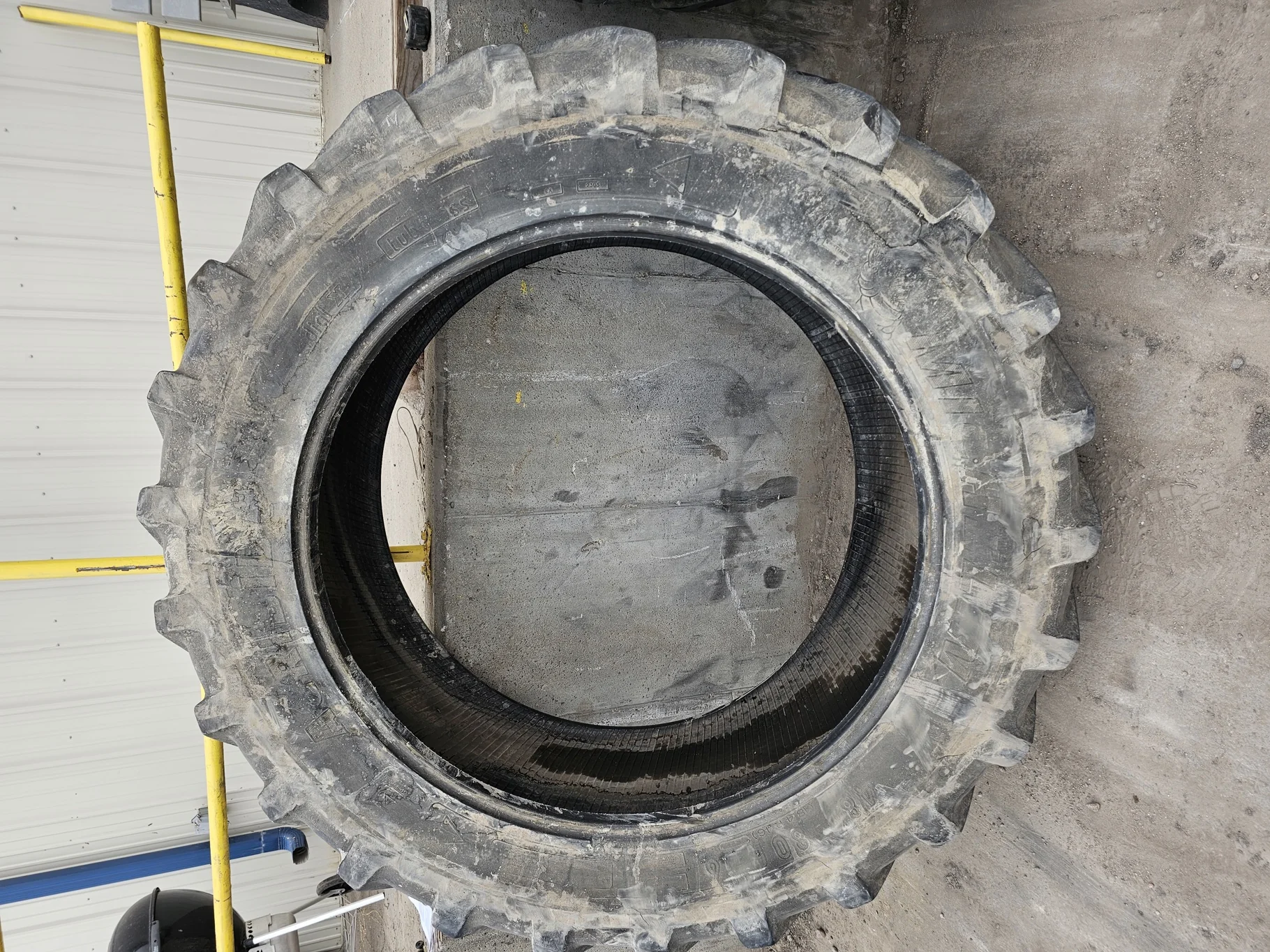 Used 35% 480/80R46 Michelin Agribib (158A8) ( Stubble, Lug Cuts,  Chucks missing in Lugs, Side wall image 2