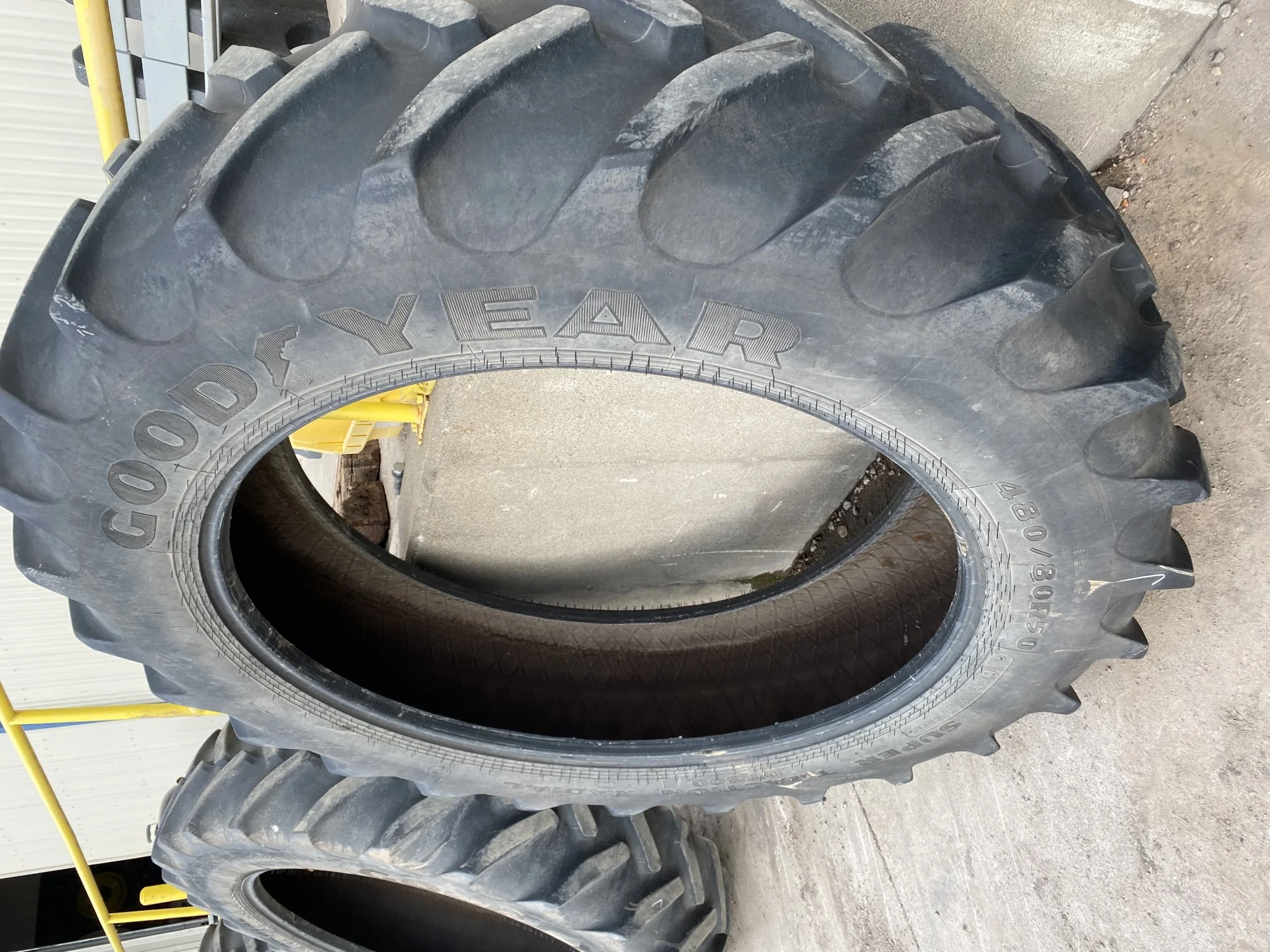 USED 65% 480/80R50 GOODYEAR SUPER TRACTION RADIAL R-1W (159A8) TL