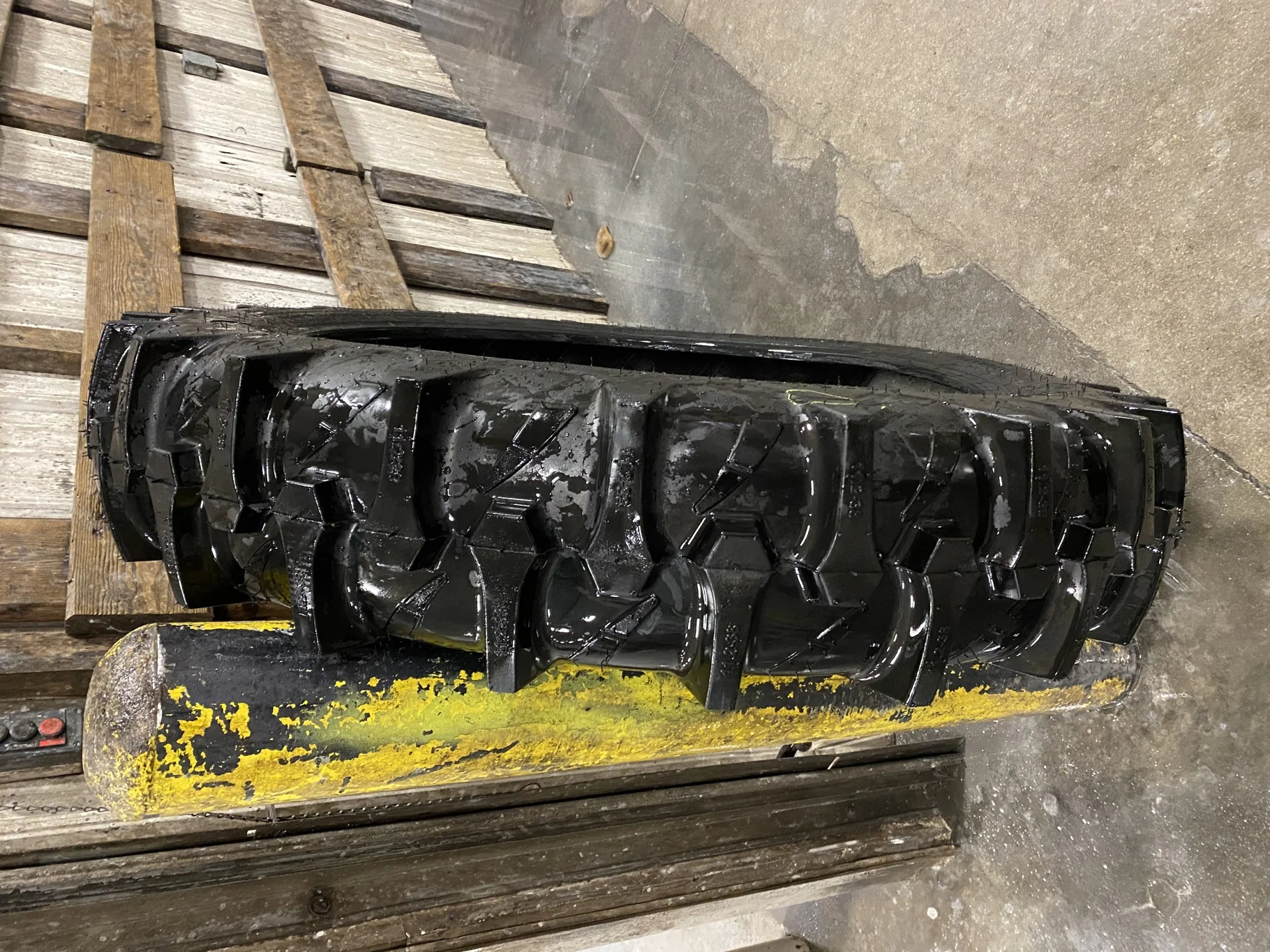 USED 100% 11.2-38 Farmboy Agri Storm 2  Has chunk missing out of tread image 3