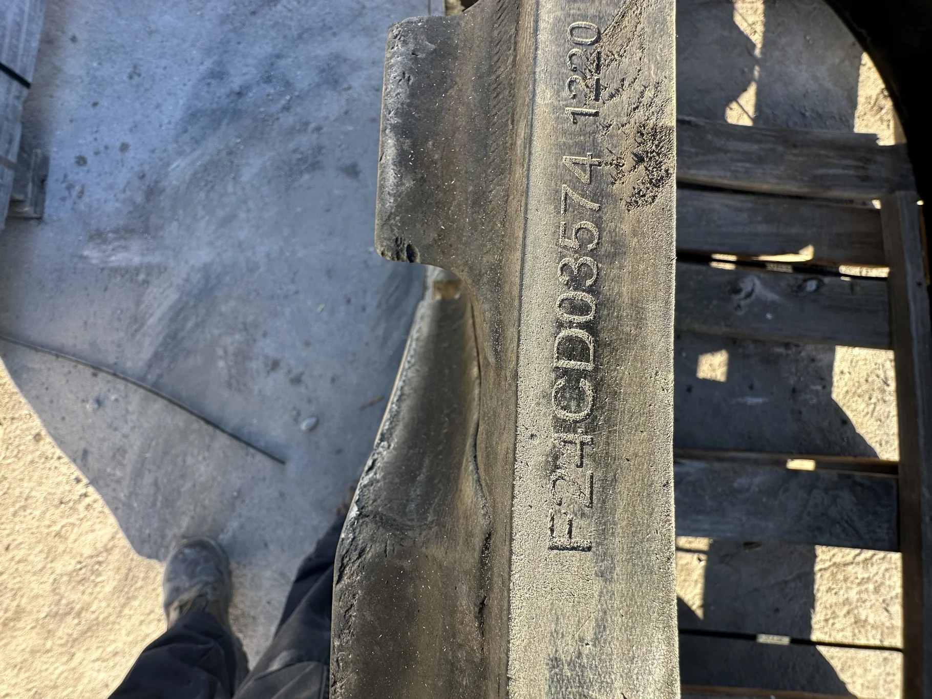 Used 90% 24" JD8RX Front Camso 4500 Ag Tracks (Slight Guideblock Wear)