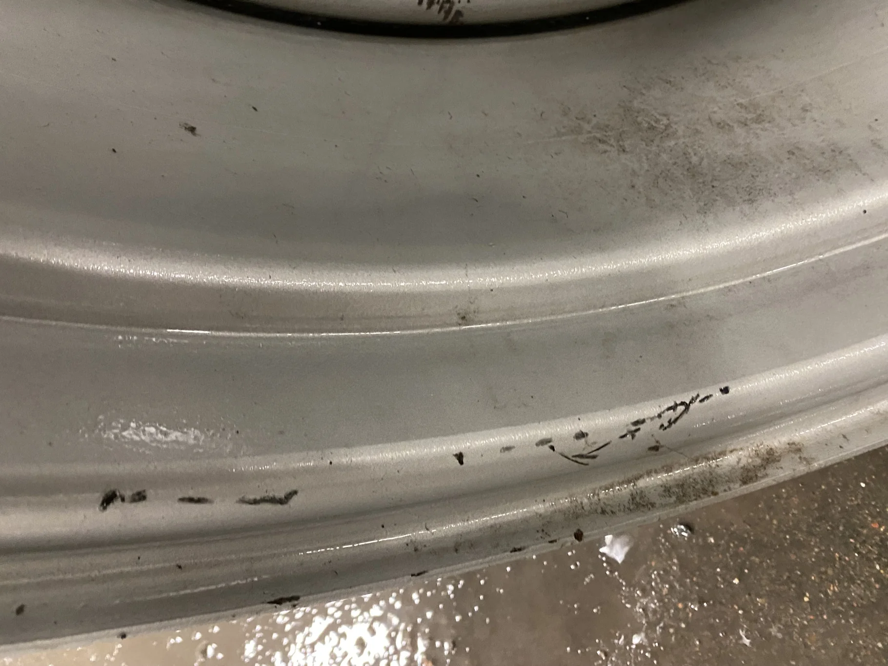 Used 18 X 38 Case IH Silver 10 Bolt (.906) Sprayer Wheel (10-13.189-11.070) 2.62" OUT (Gashes/Scratc image 7