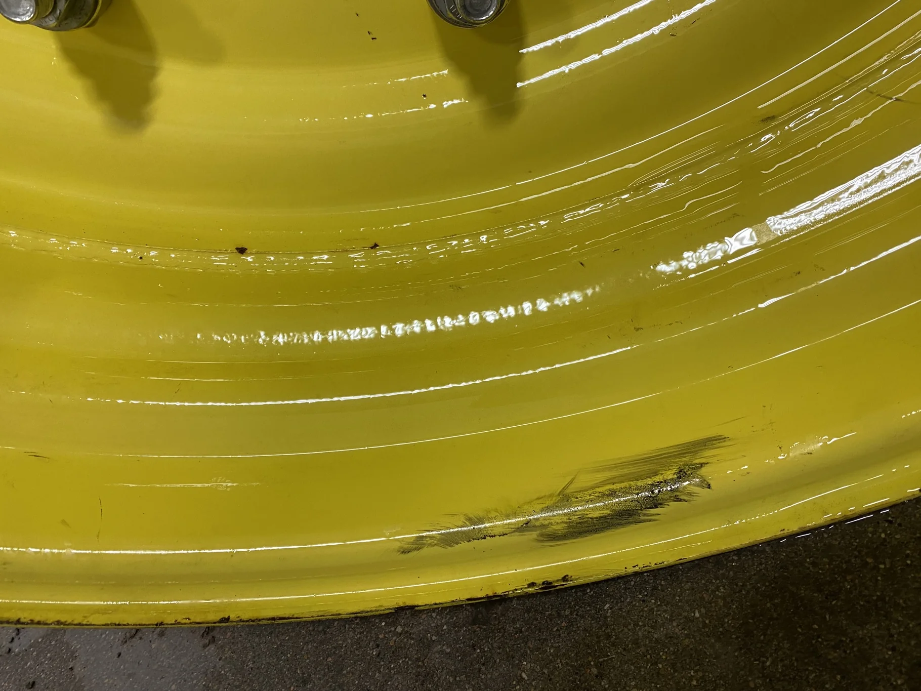 Used 13 X 46 John Deere Yellow 10 Bolt Stub Disc with Center - Good Condition image 5