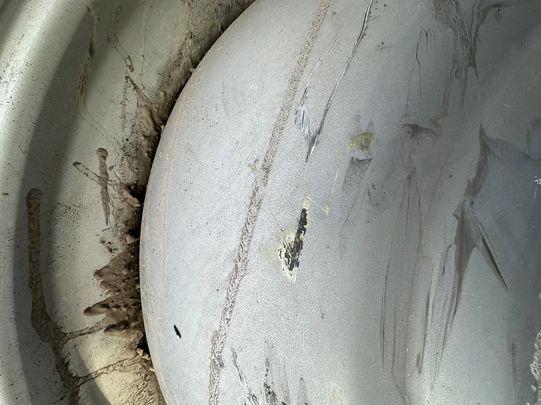 Used 18 X 42 20-13.189-11.071-15IN SILVER DOLLY DUAL WHEEL image 7