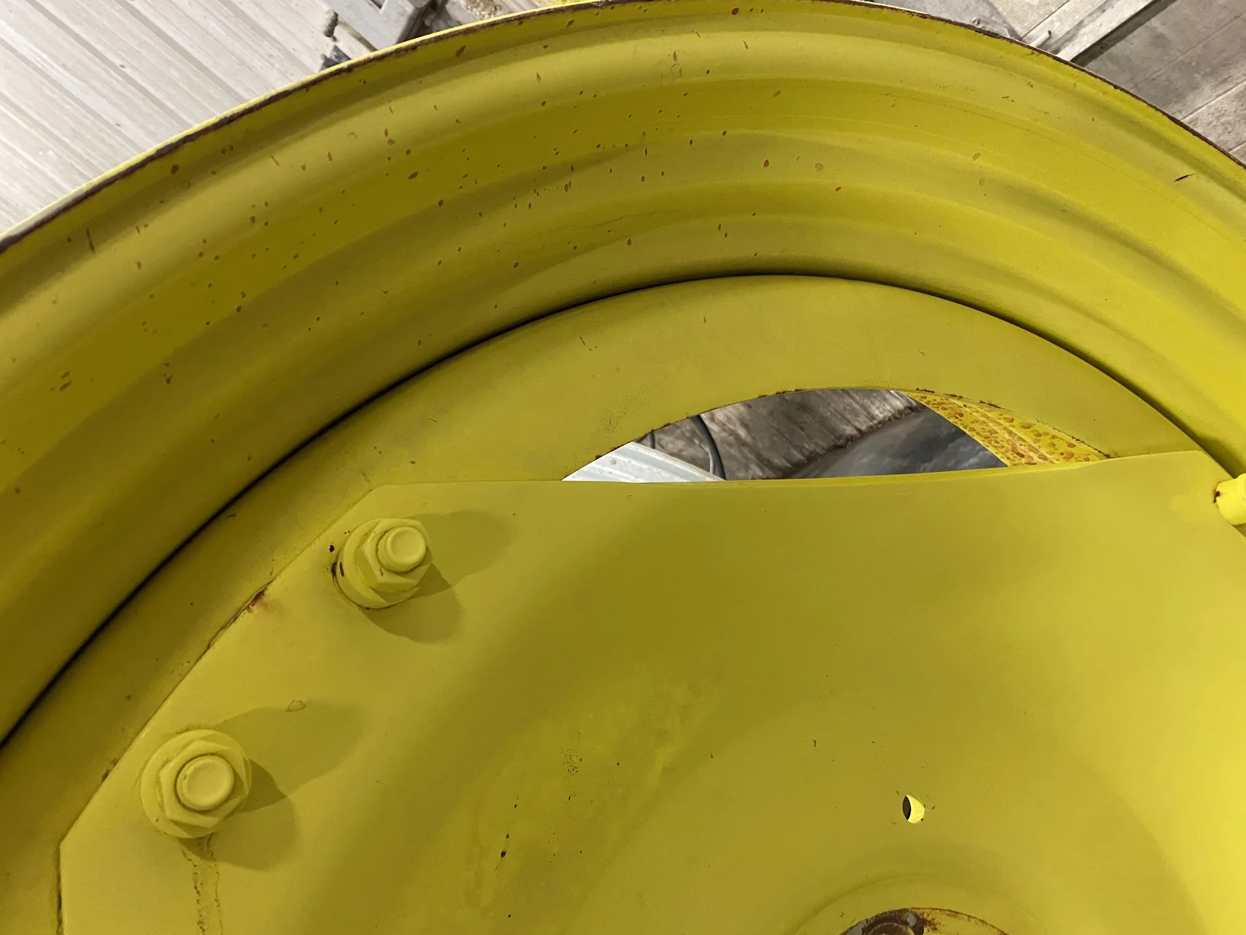Used 12 X 46 JD Yellow 12 Bolt (.9375) Stub Disc (12-32.047-30.09) 3.5" Backside Offset (Faded image 4