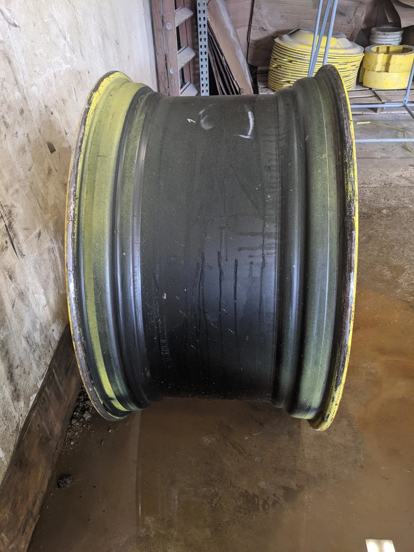 Used 23 X 42 10 Bolt Dolly Dual JD Yellow Wheel image 2