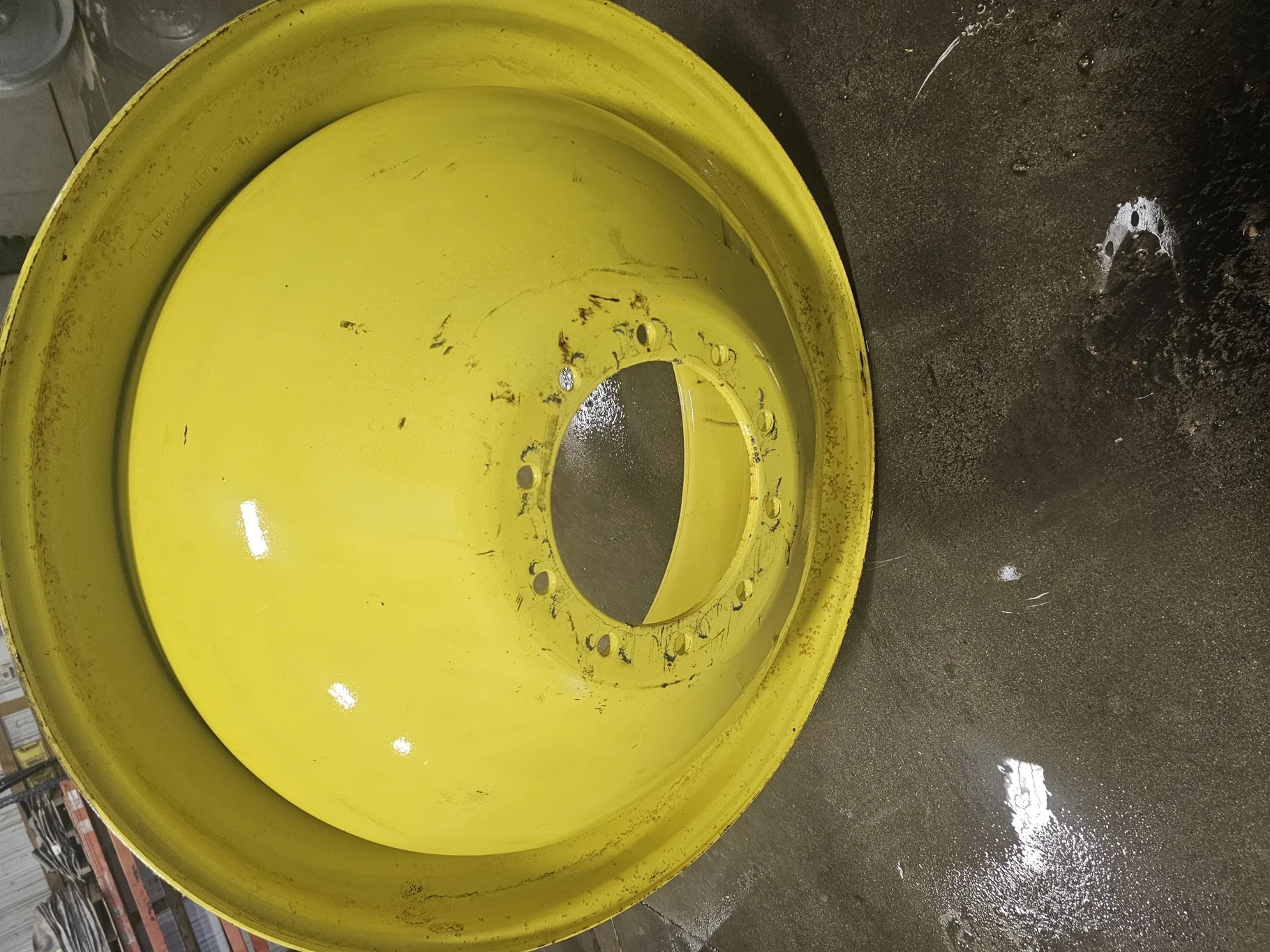 USED 18 X 42 10-13.19-11.07-12.4 (OUTSIDE) DOLLY DUAL YELLOW WHEEL image 2