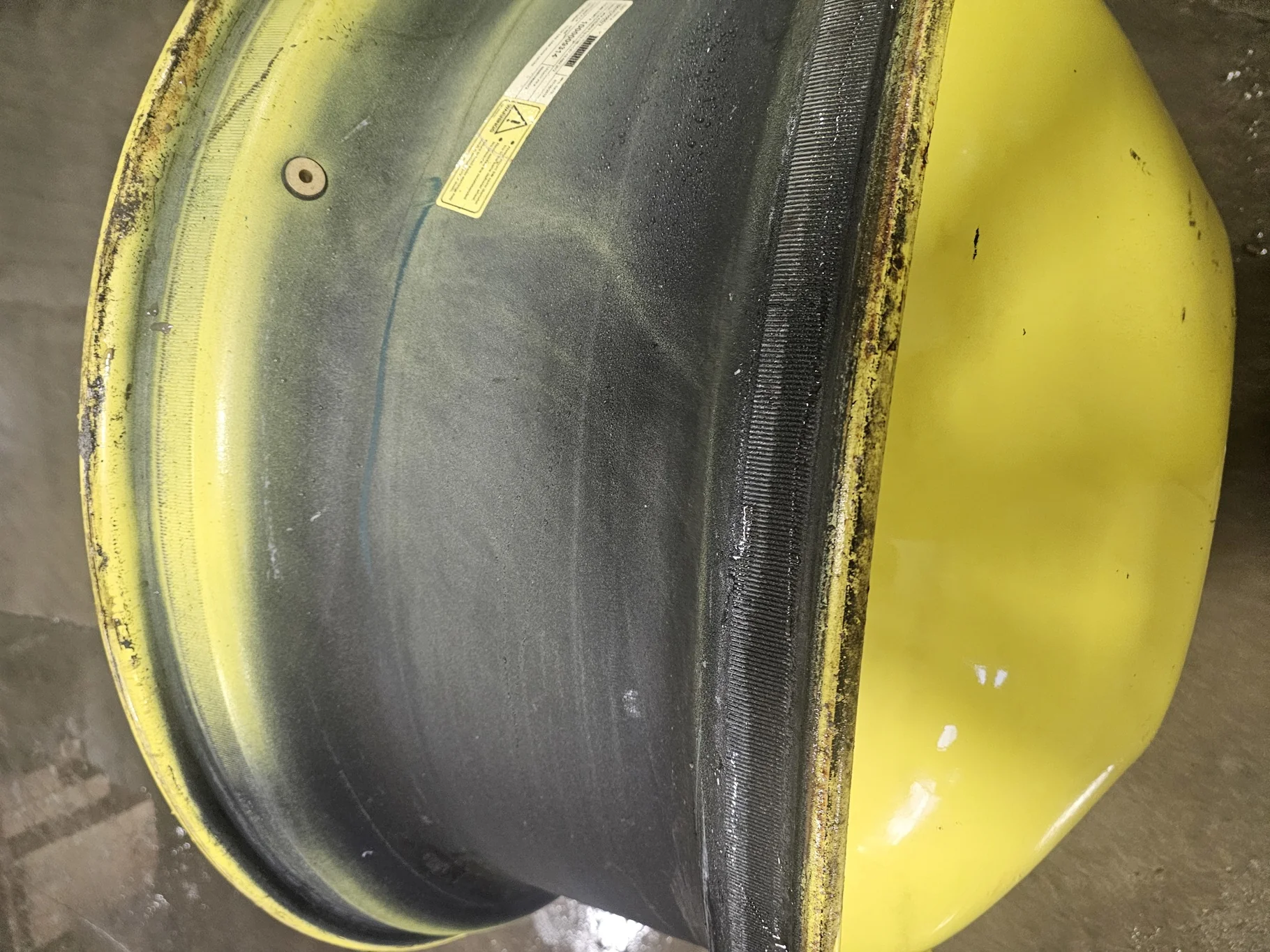 USED 18 X 42 10-13.19-11.07-12.4 (OUTSIDE) DOLLY DUAL YELLOW WHEEL image 3