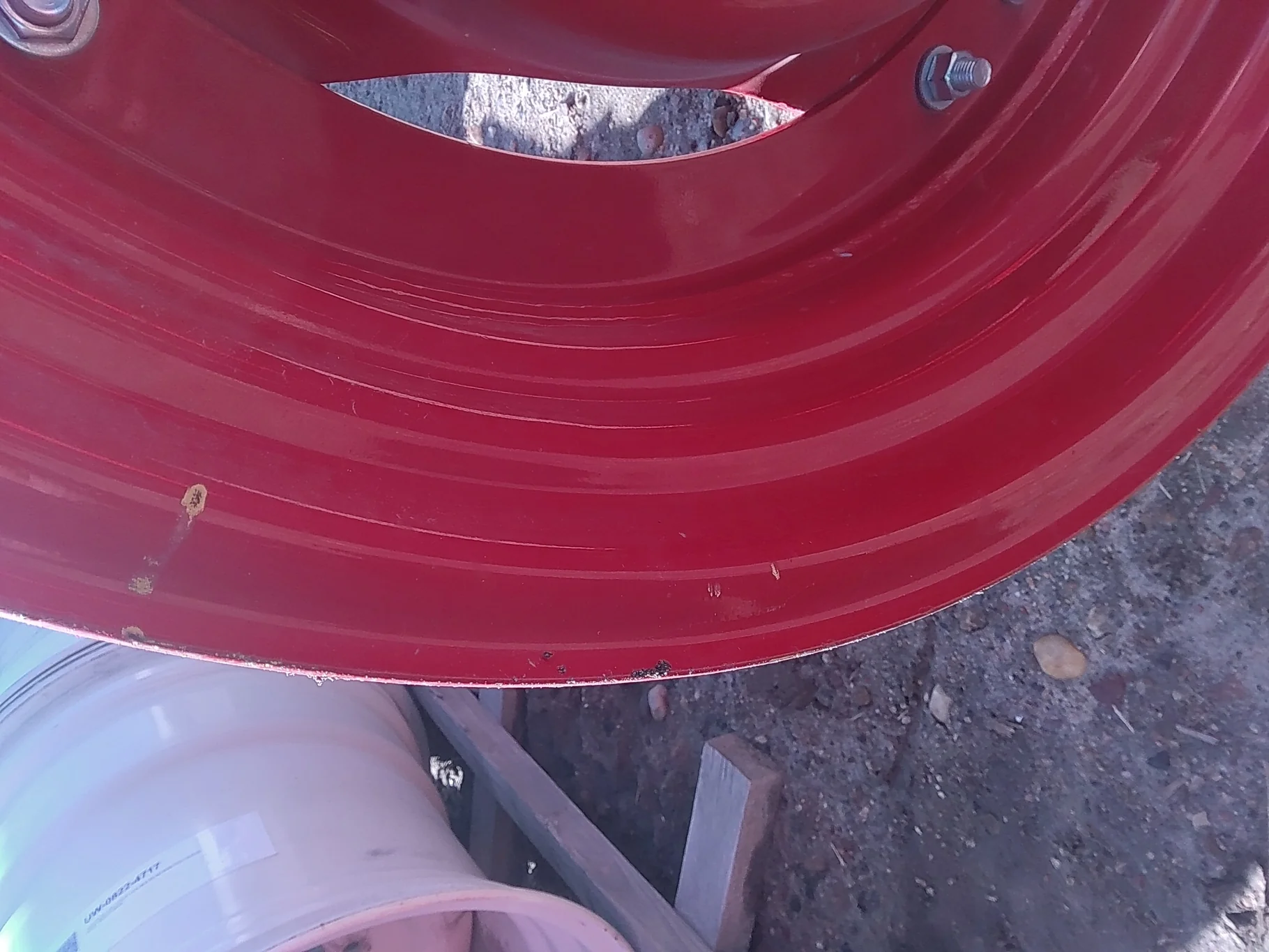 Used 10 X 34 Fendt Red Waffle Wheel (3 Bolt) with a 34"Fendt Red 10 Bolt (.906") Waffle Center (10-1 image 7