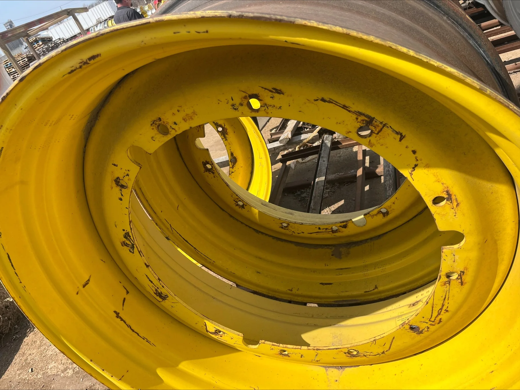 Used 20 X 46 John Deere Yellow 12 Bolt (.964) Sprayer Stub Disc (12-32.047-30.17) 13.5" (paint missi image 2