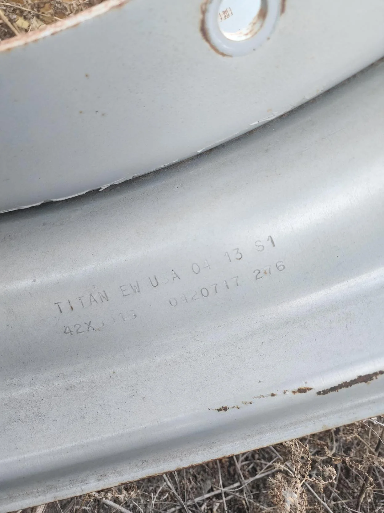 Used 16 X 42 Agco Gray 12 Bolt (.826) Stub Disc Wheel (12-30-28)  _x000D_
(Rust, Scratches) image 2