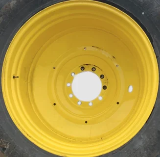 Used 20 X 42 John Deere Yellow10 Bolt (.906) Inside Dolly Dual Wheel (10-13.18-11.09) 14.4 inset image 2