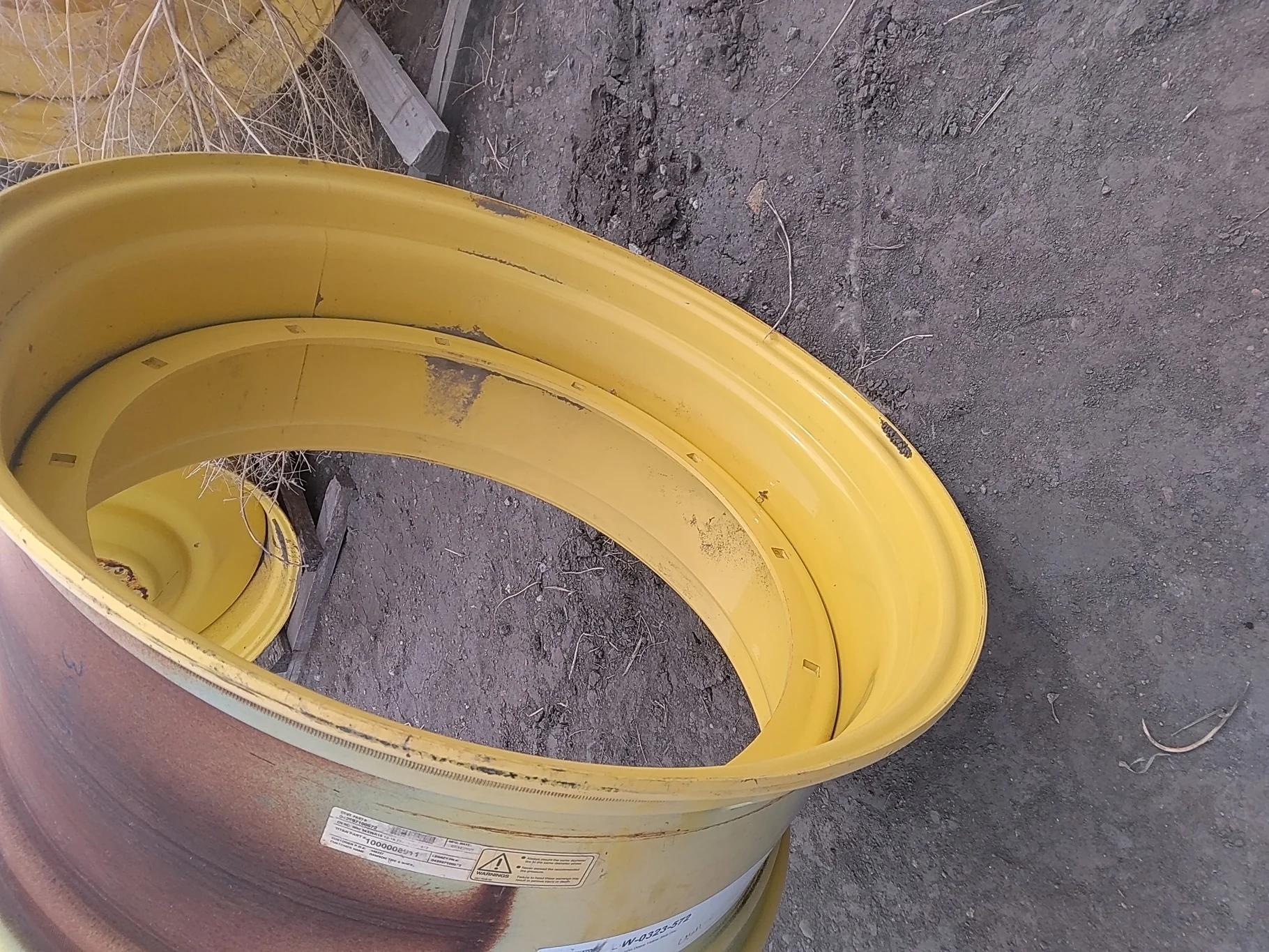 15 X 34 John Deere Yellow Stub Disc image 5