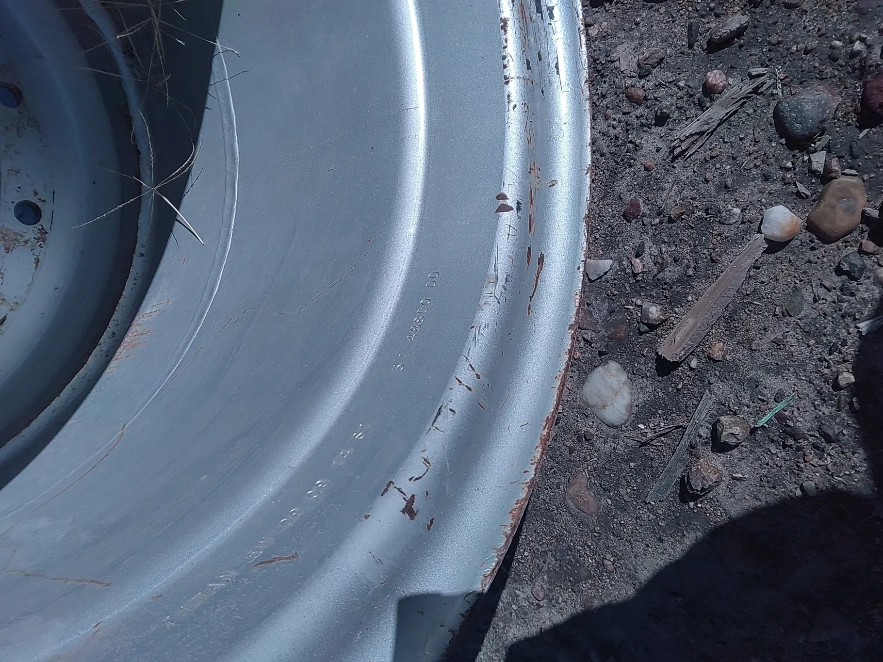 Used 36 X 25 CIH Silver 10 Bolt 3-Piece Floater Rim (10-13.187) image 8