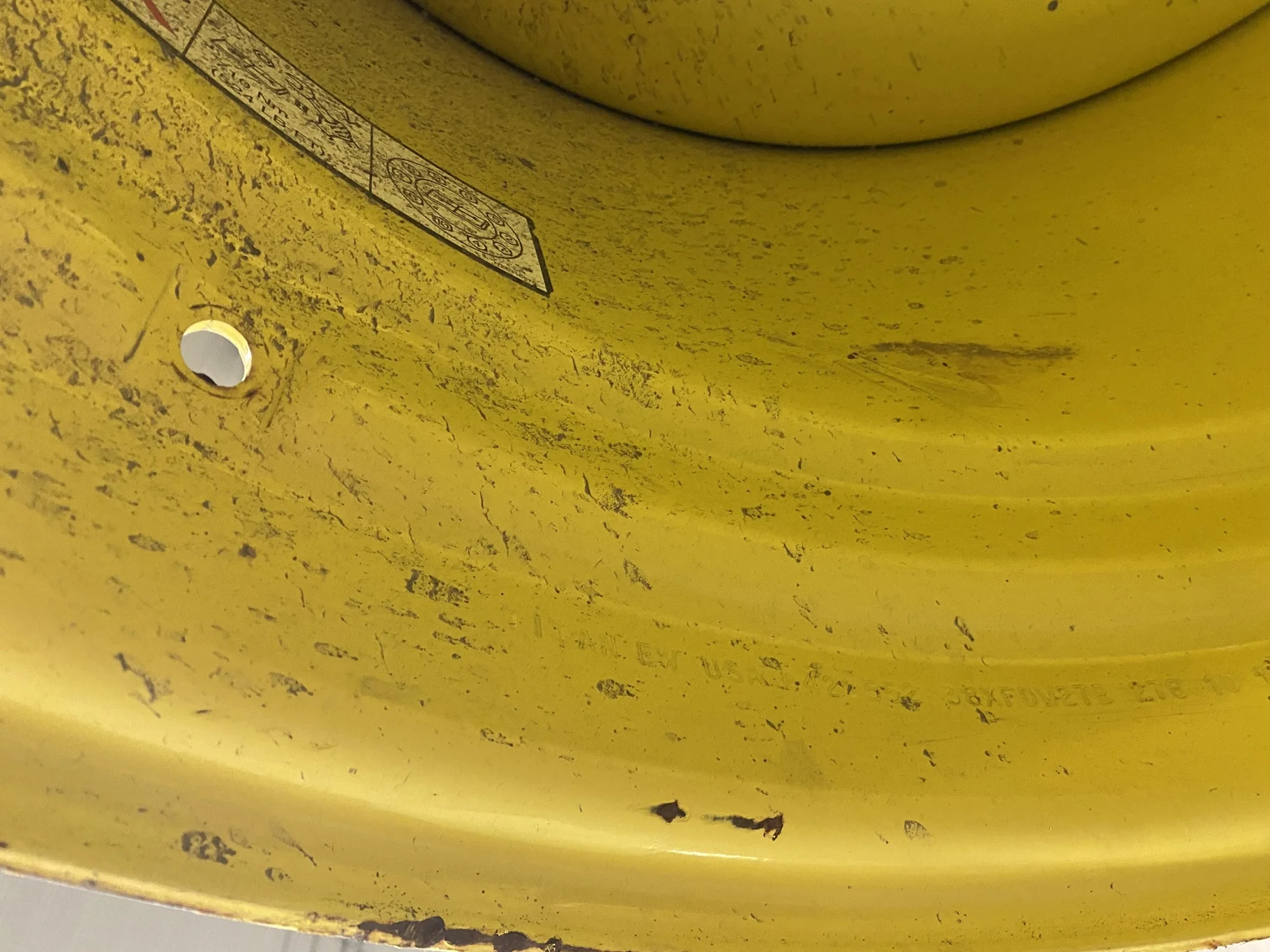 Used 27 X 38 John Deere Yellow 10 bolt combine rim 15 1/2" BS  (Rust Spots, Scratches) image 6