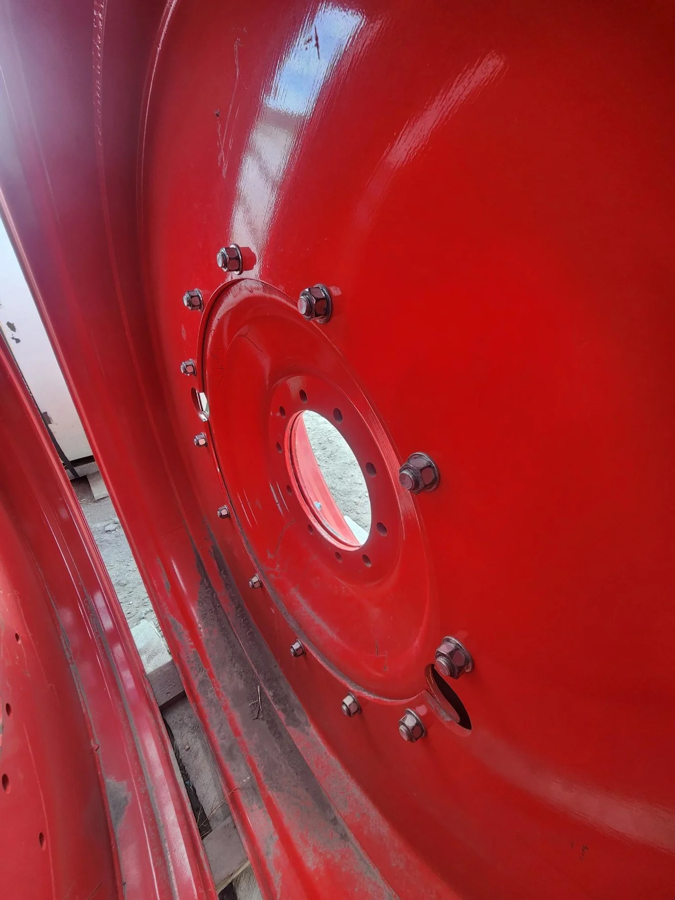 used 12 X 54 10 stub disc with 10bolt center Fendt Red; Scratches image 2