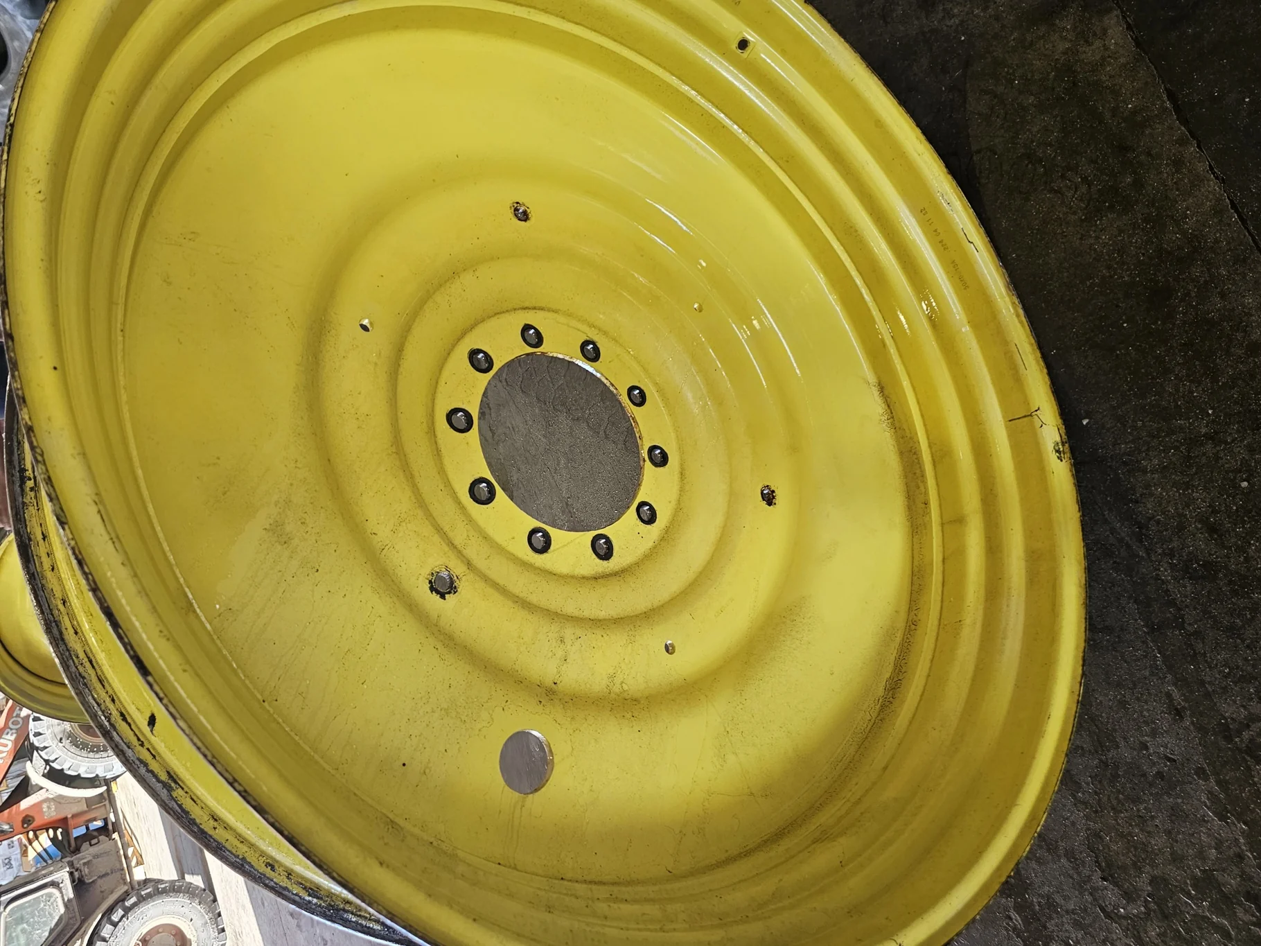 Used 15 X 50 John Deere Yellow 10 Bolt (.906) Dual Wheel (10-13.189-11.07) -6.38" IN w/.799 weight h image 2